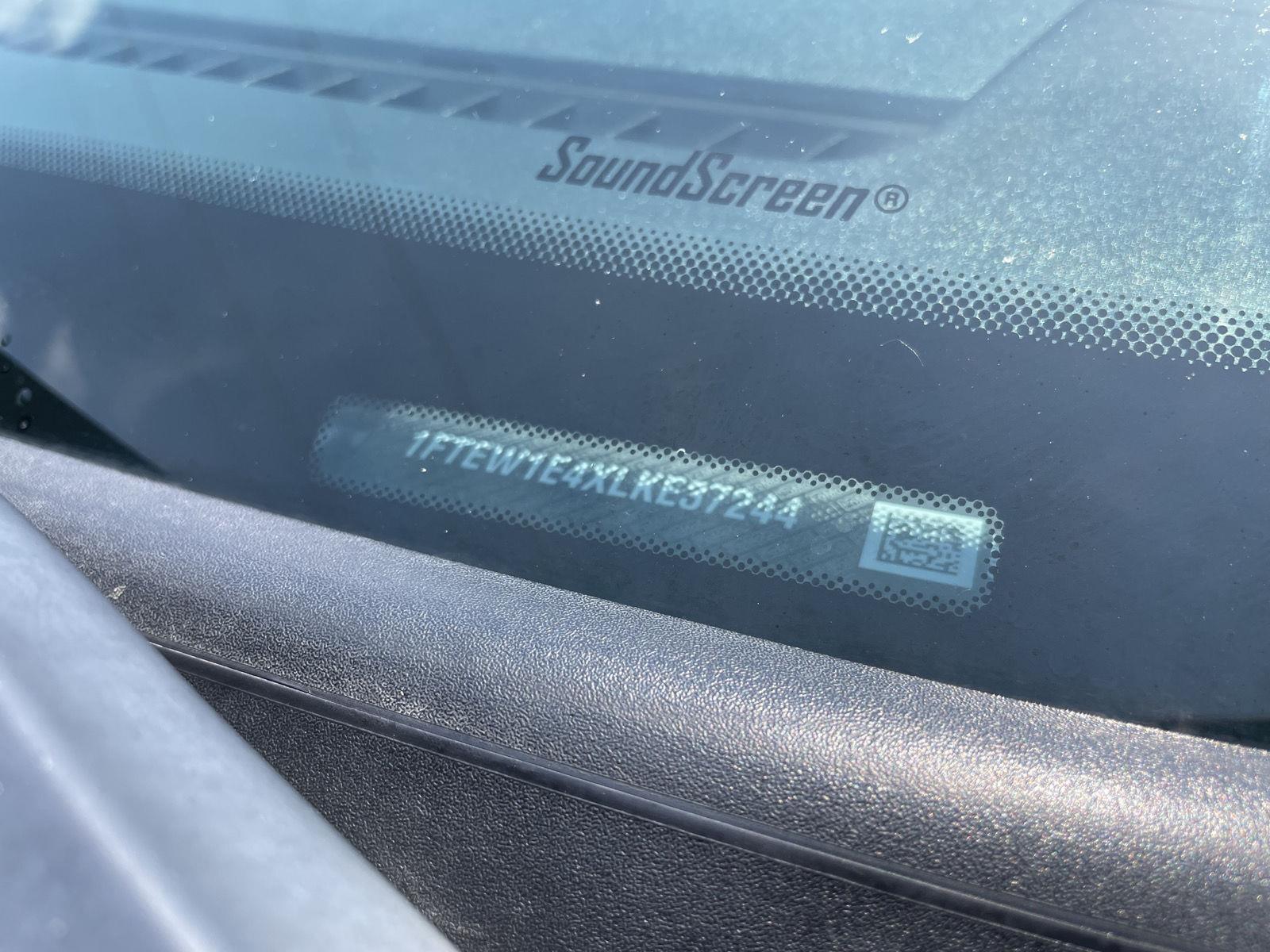 Vehicle photo 33