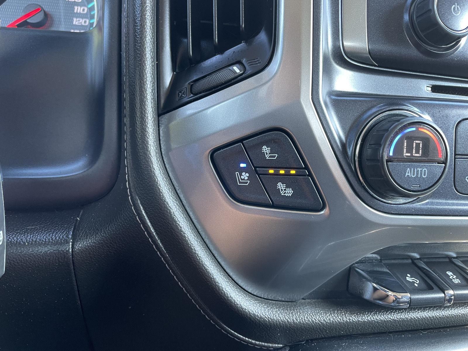 Vehicle photo 27