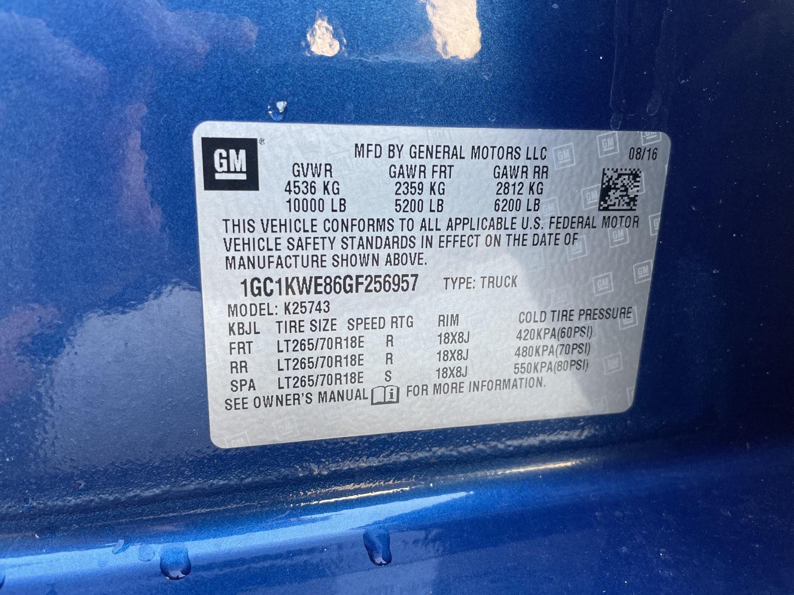 Vehicle photo 34