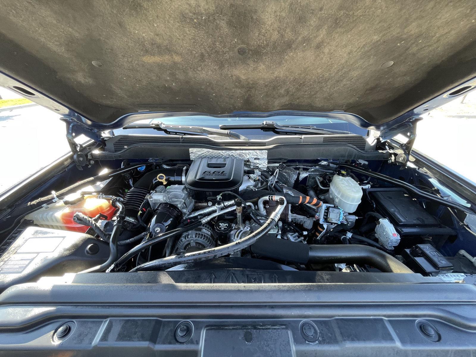 Vehicle photo 36