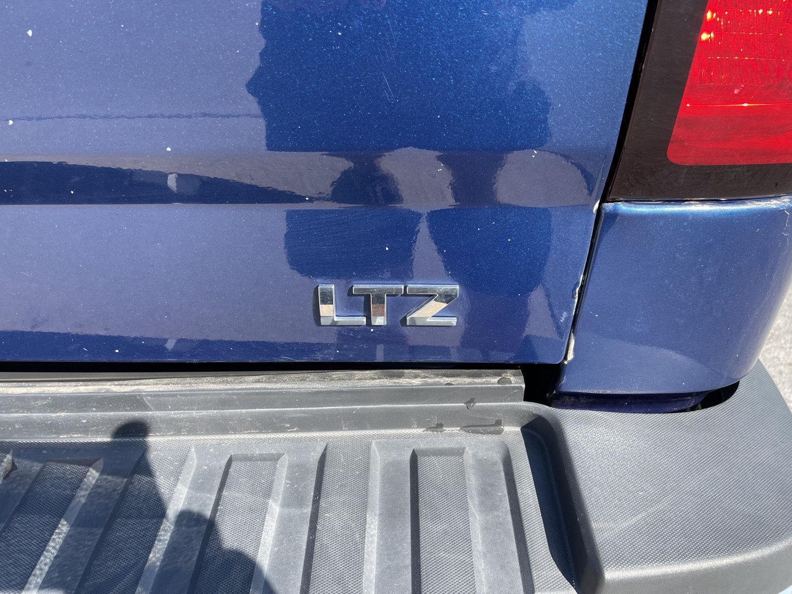 Vehicle photo 40