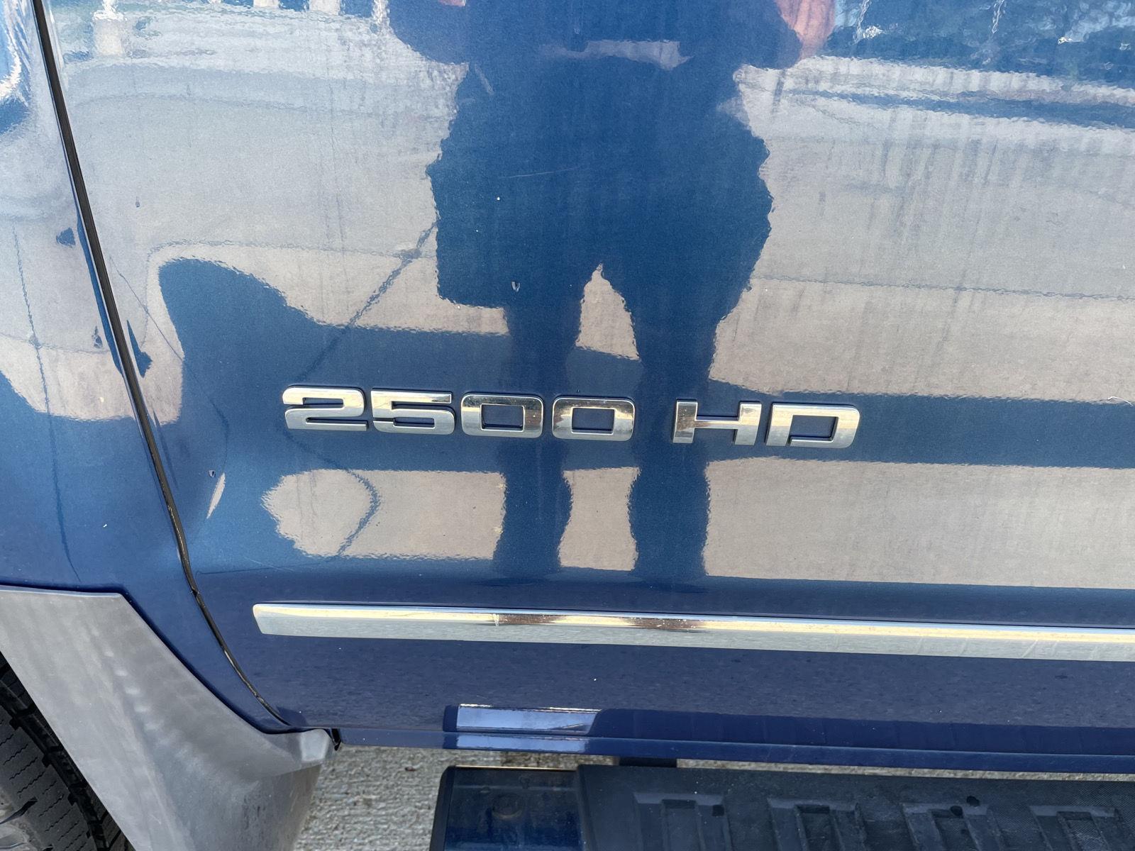 Vehicle photo 41