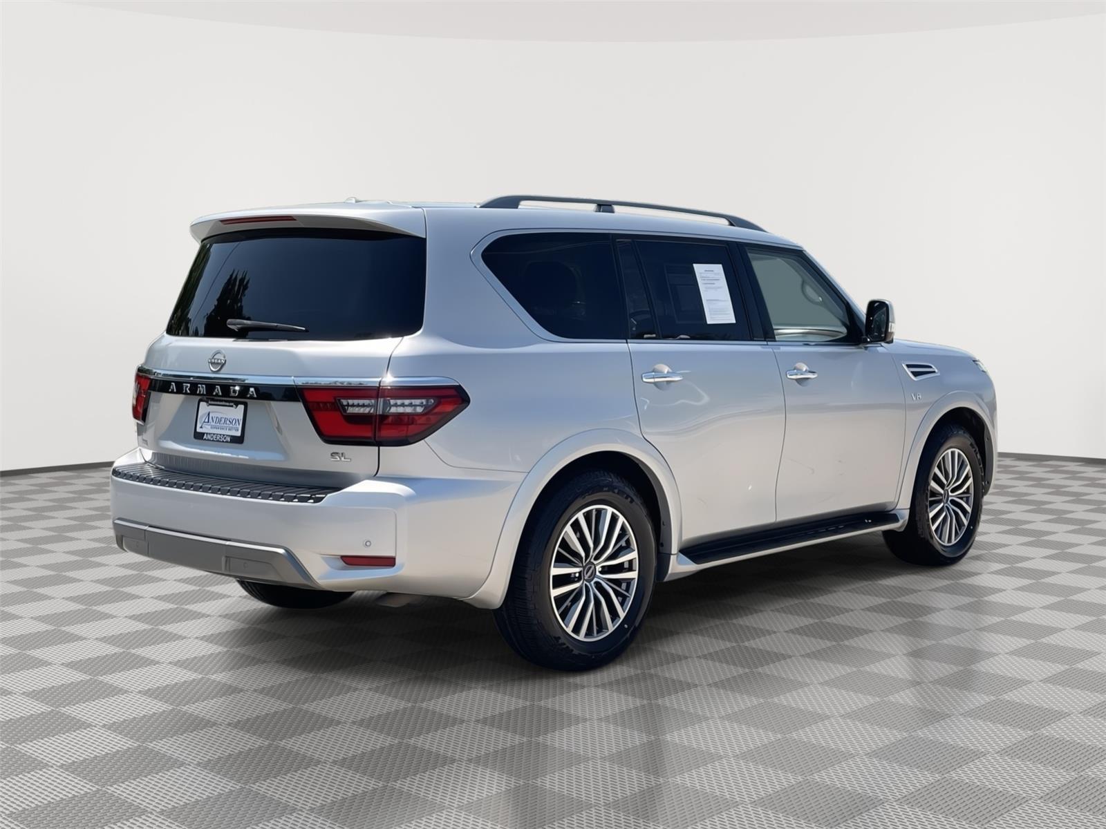 Vehicle photo 7