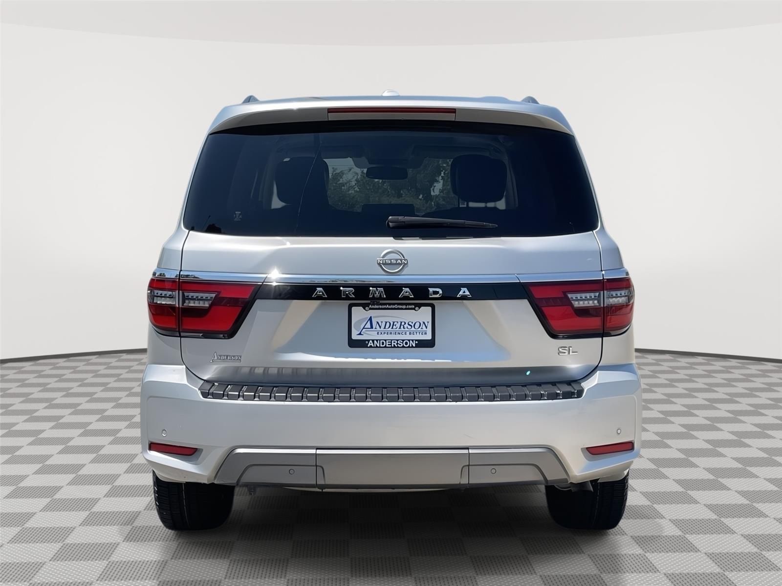 Vehicle photo 8