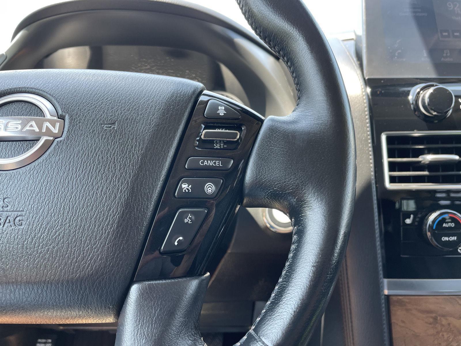 Vehicle photo 14