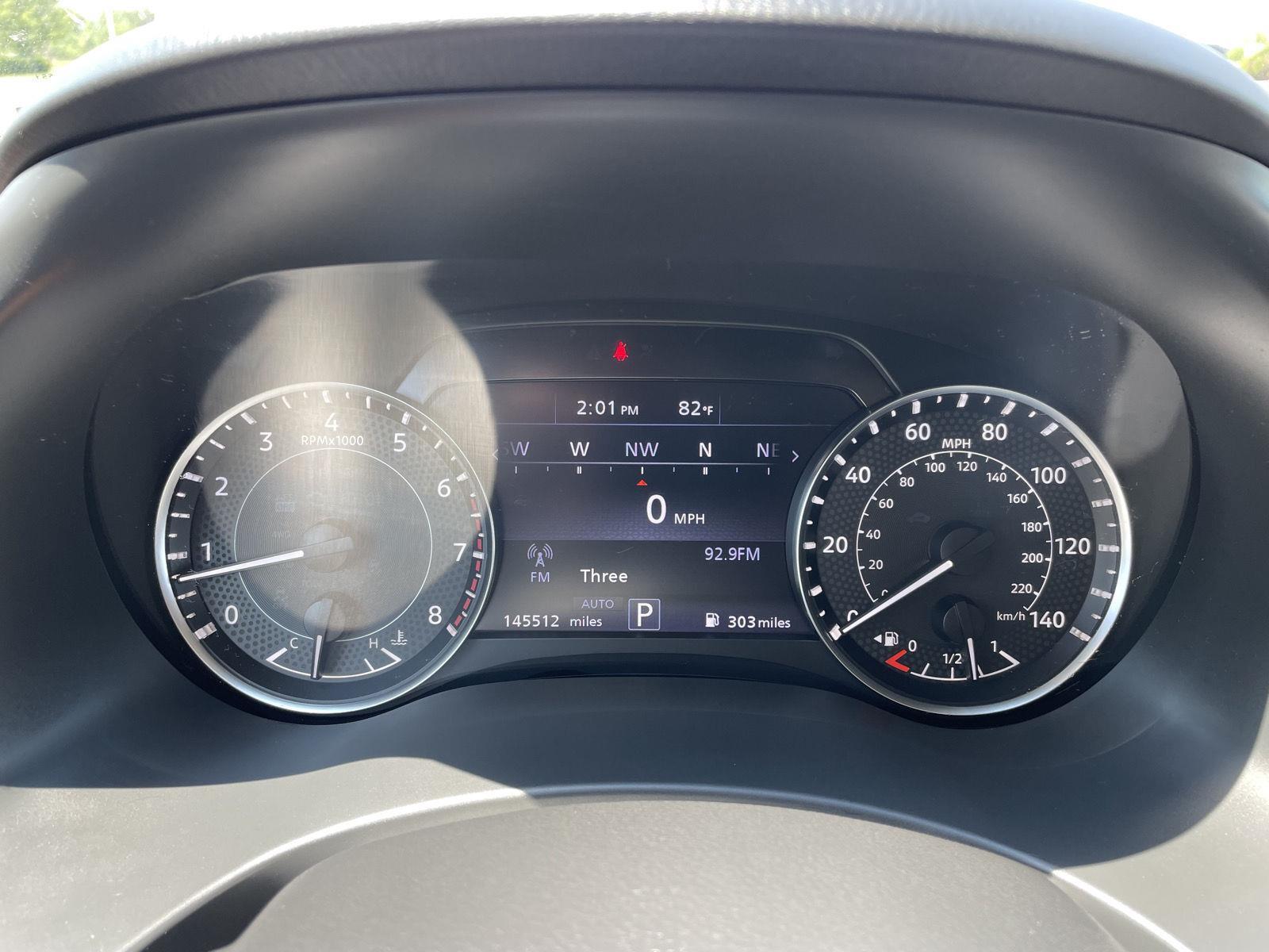 Vehicle photo 15