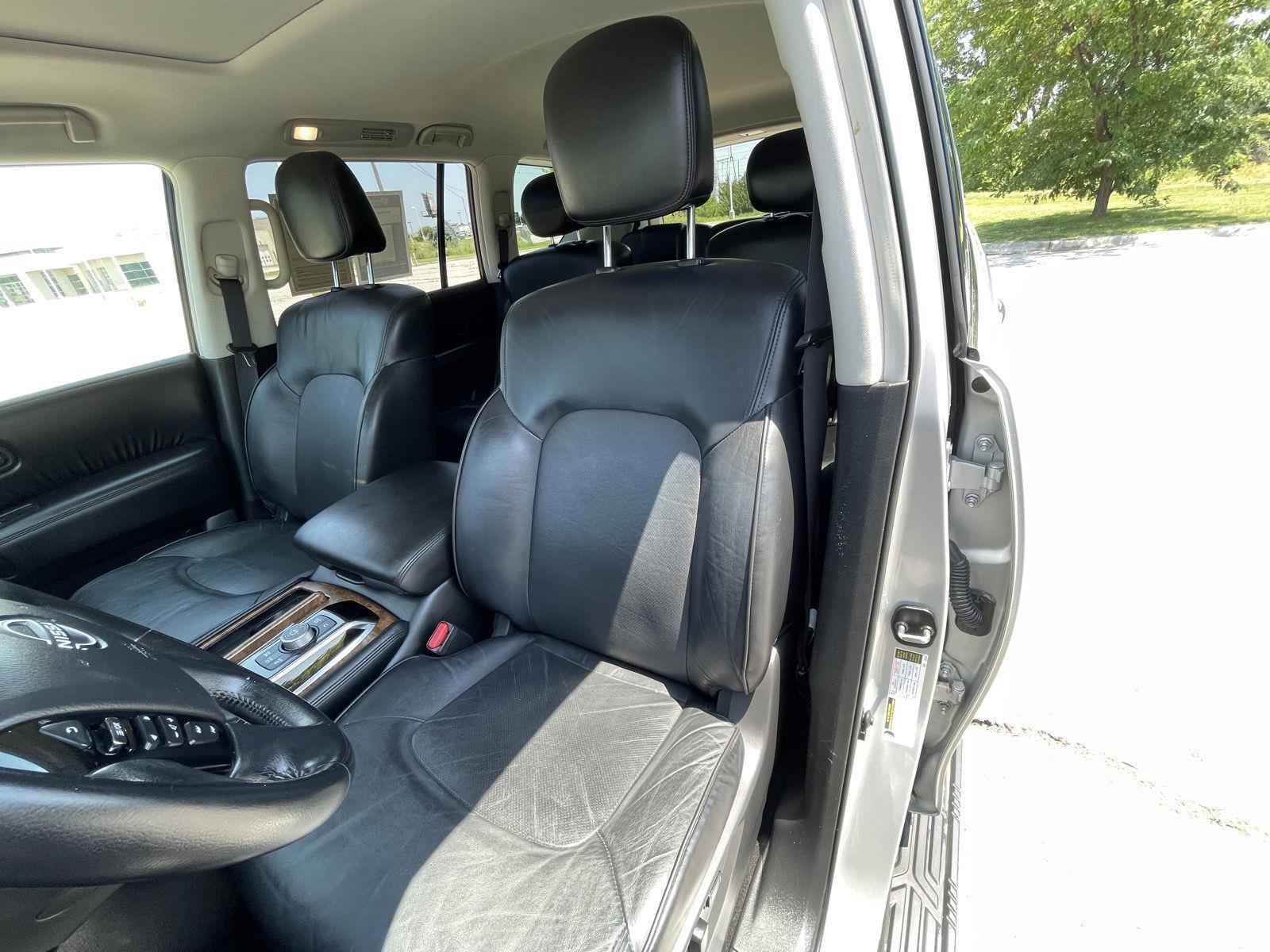 Vehicle photo 18