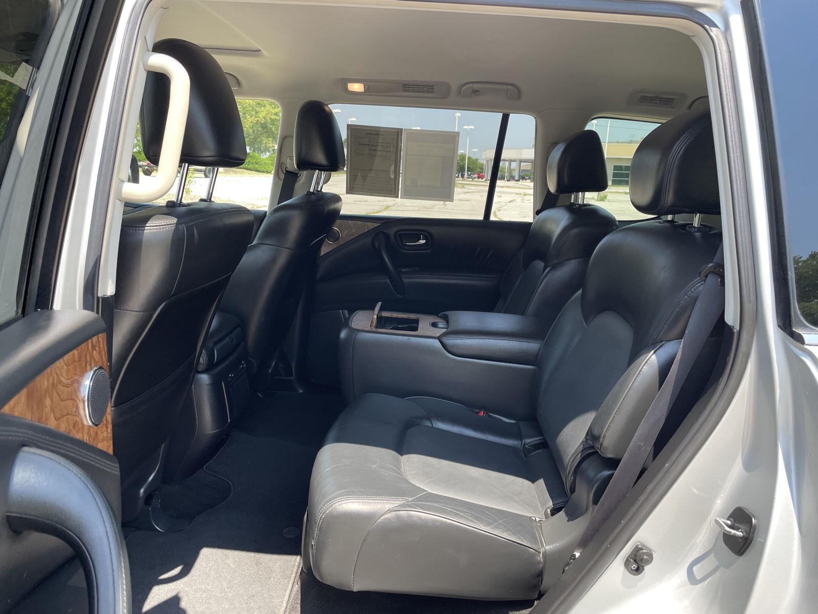 Vehicle photo 20