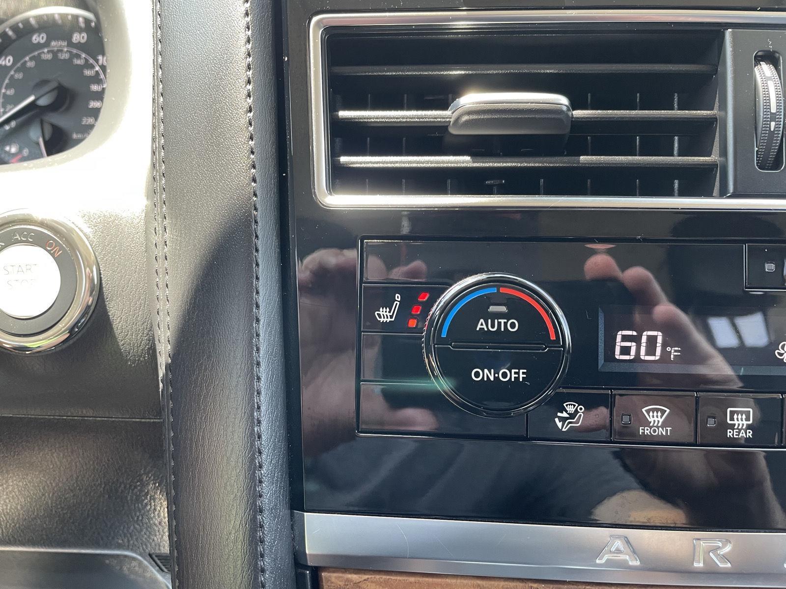 Vehicle photo 29