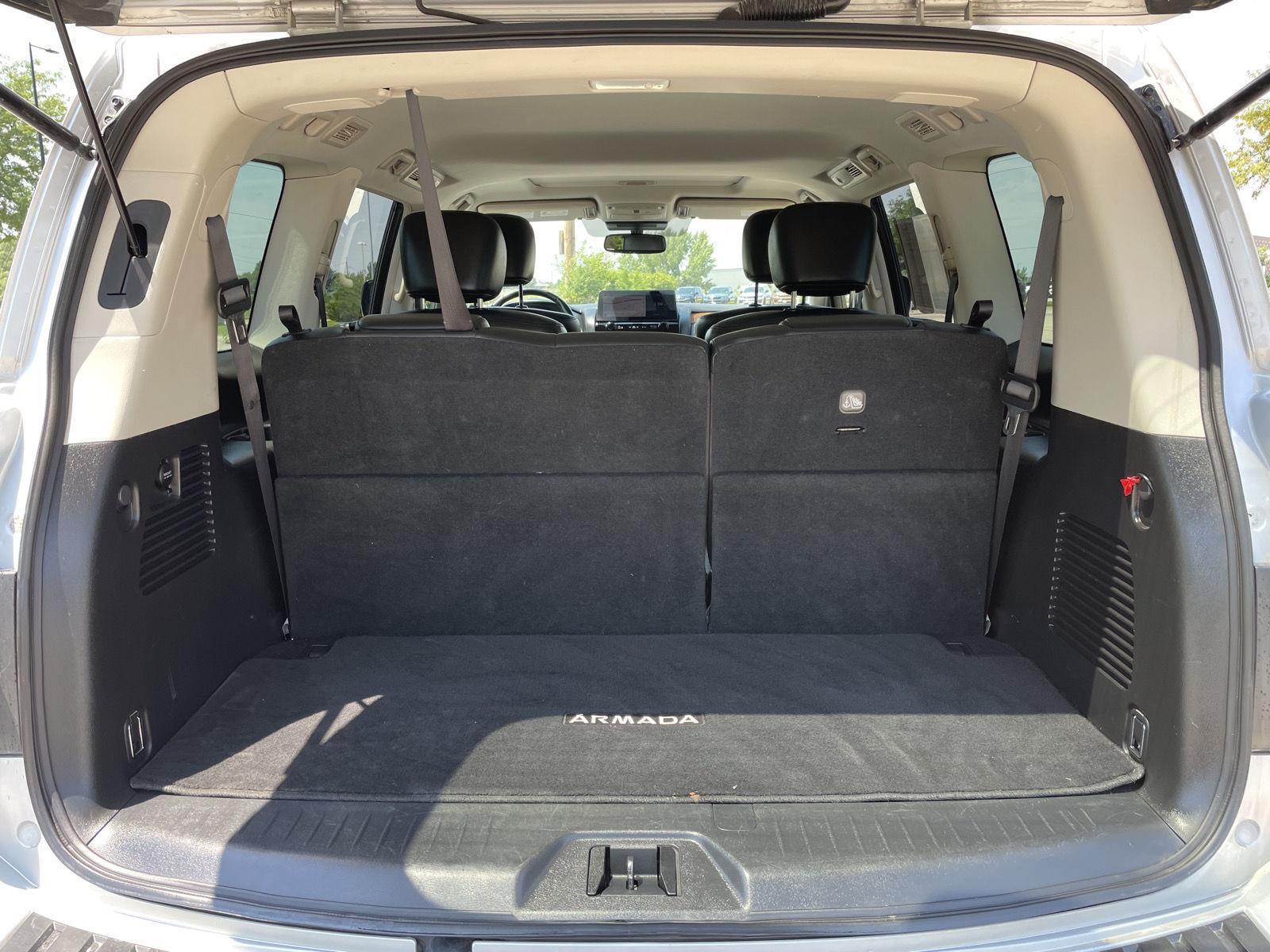 Vehicle photo 37