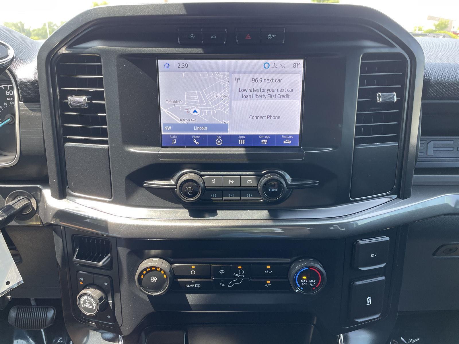 Vehicle photo 22
