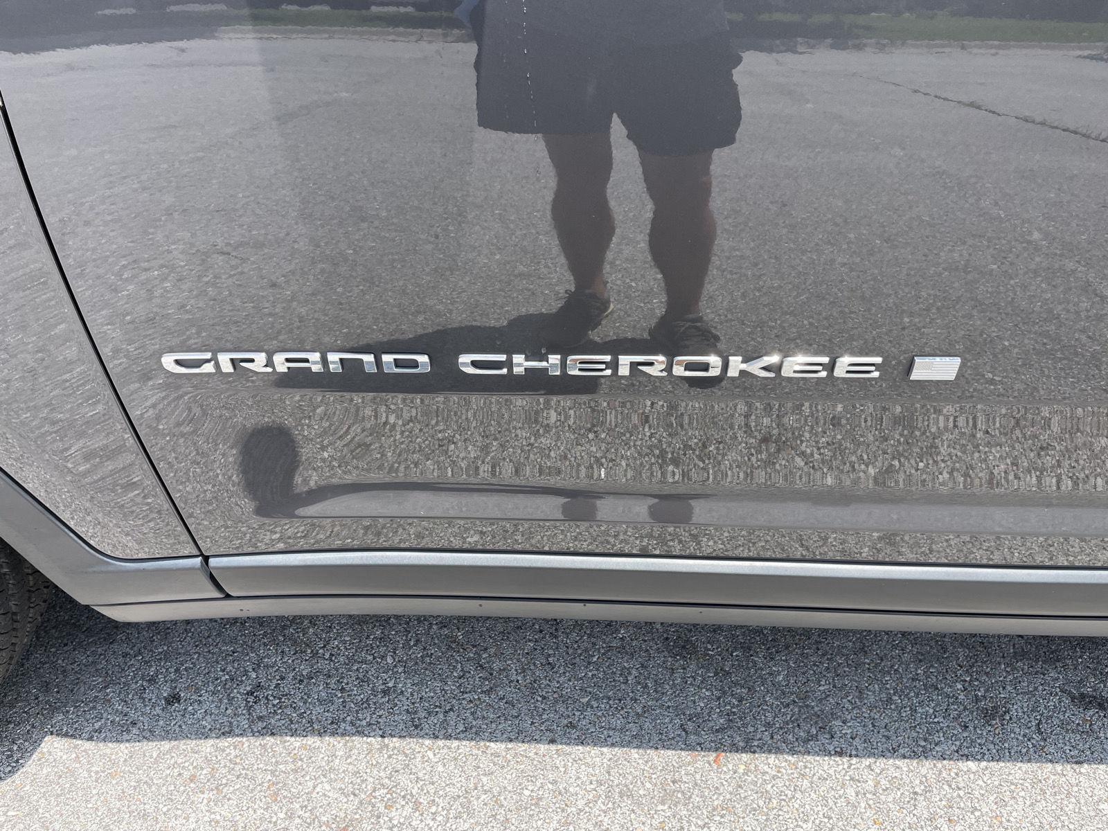 Vehicle photo 41