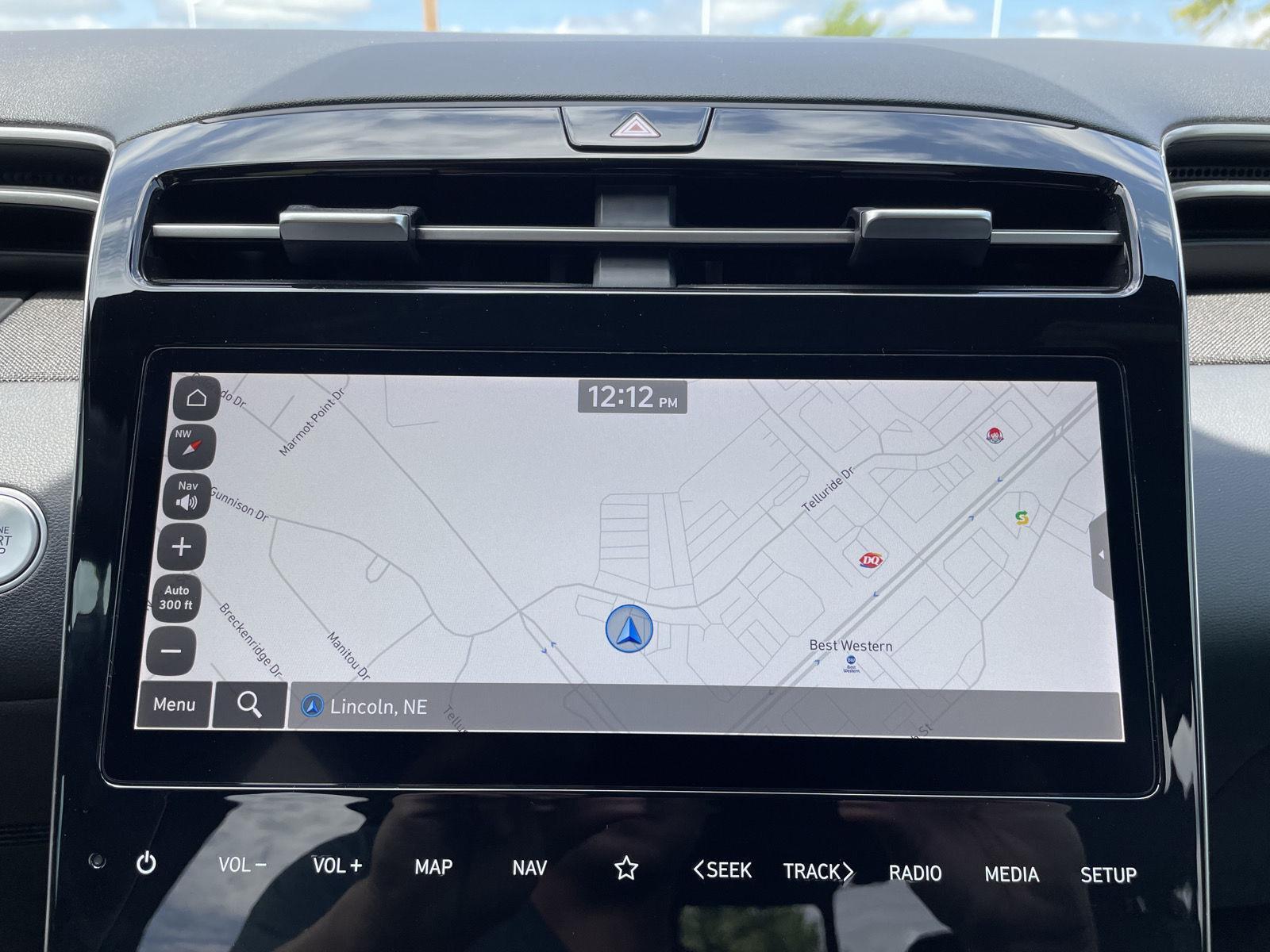 Vehicle photo 25