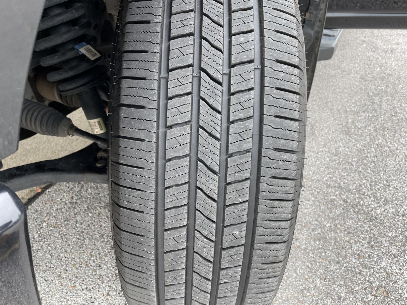 Vehicle photo 11