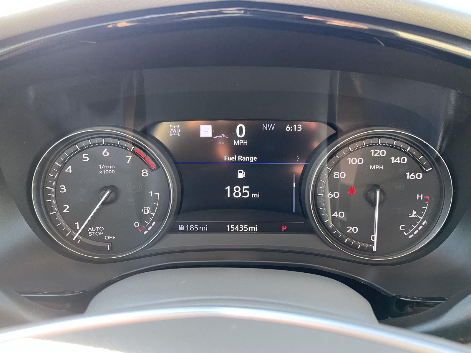 Vehicle photo 15