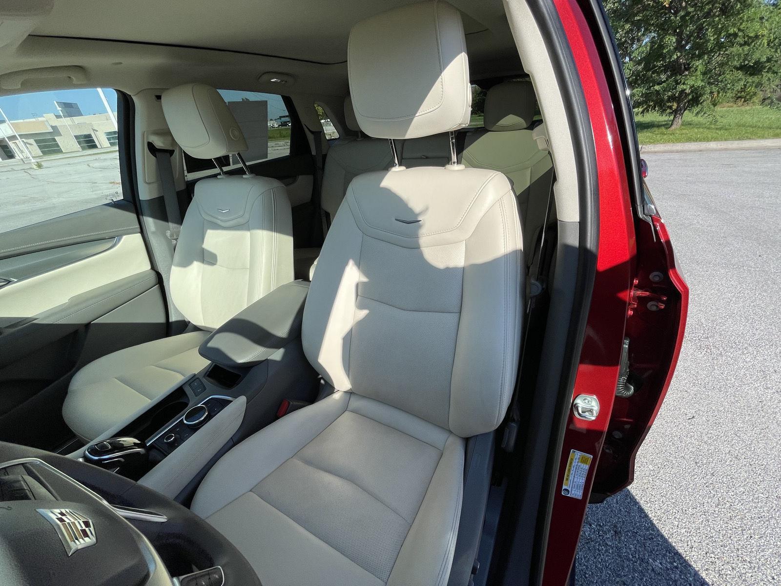 Vehicle photo 18