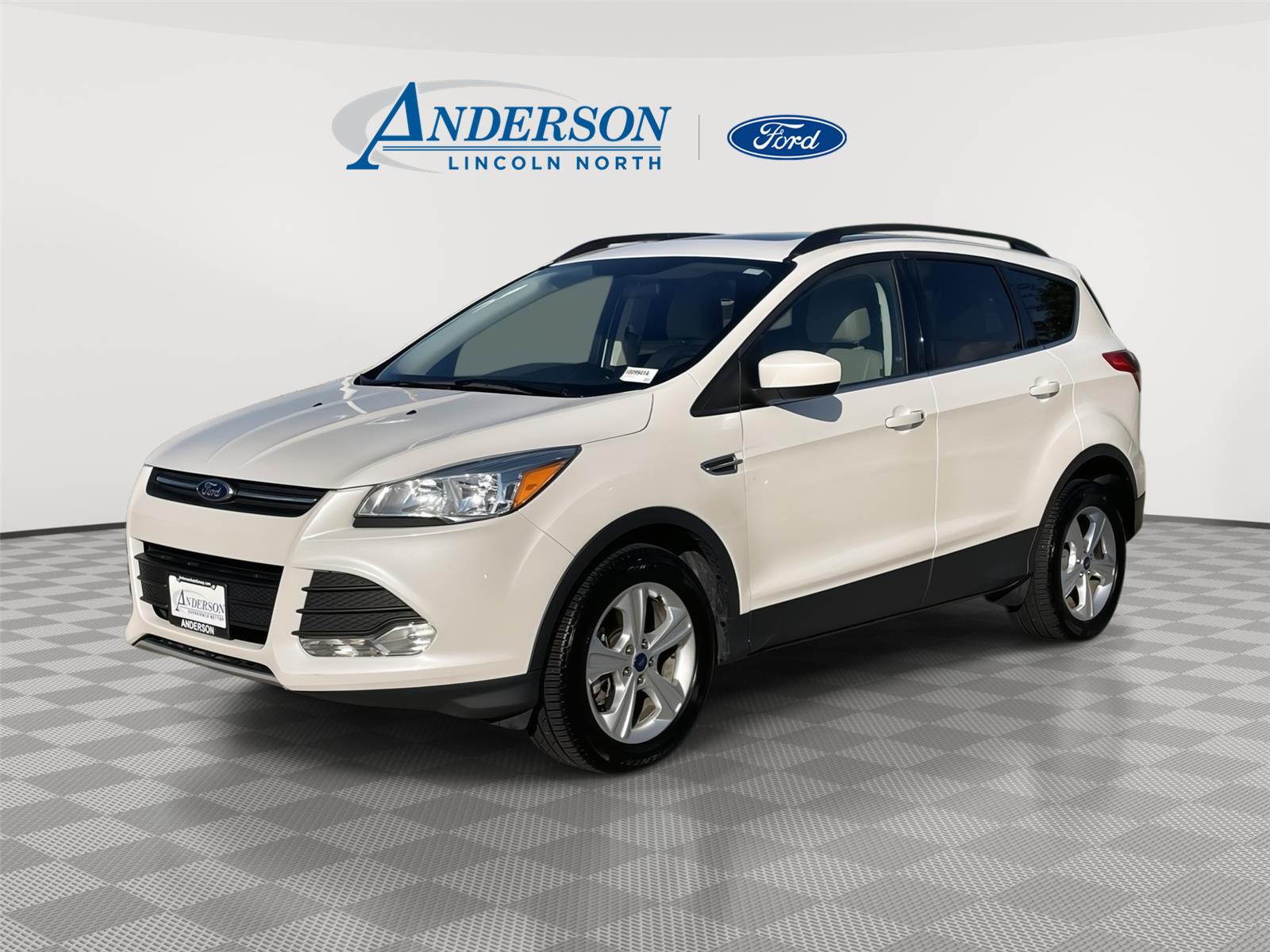 White Platinum Metallic Tri-Coat 2015 Ford Escape SUV / Crossover All-Wheel Drive 6-Speed Automatic