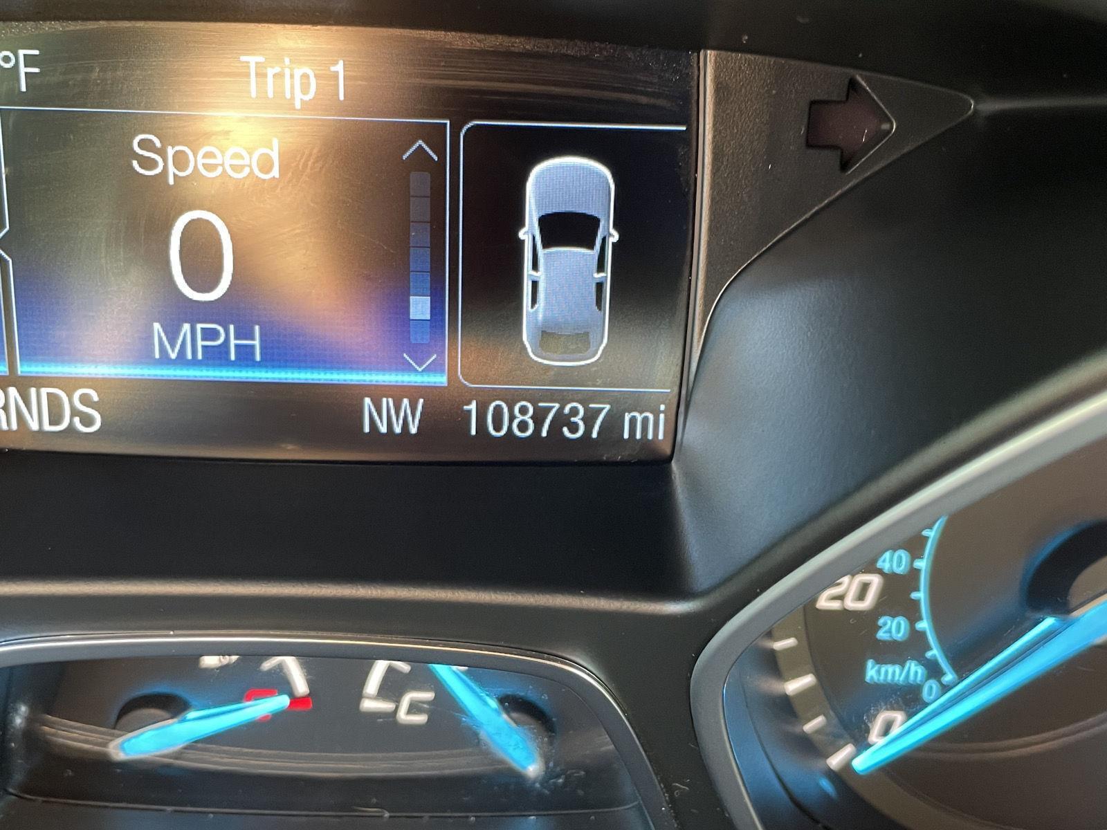 Vehicle photo 3