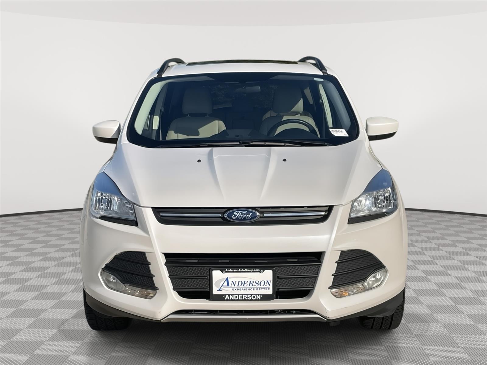 Vehicle photo 4