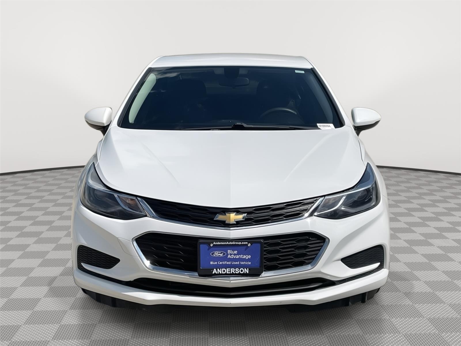 Vehicle photo 4