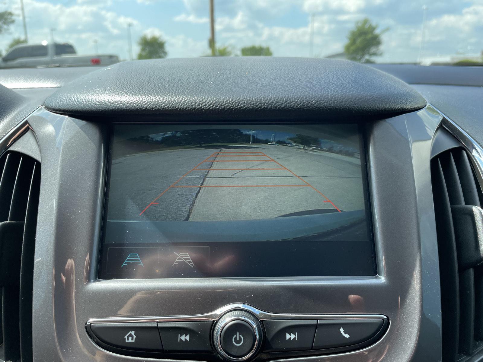 Vehicle photo 23