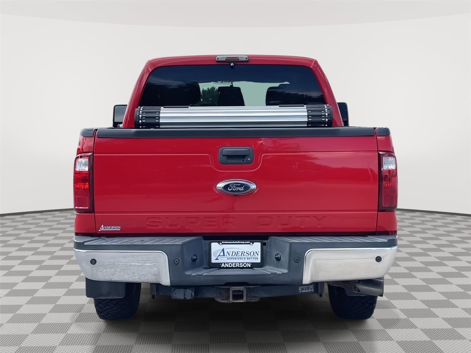 Vehicle photo 8
