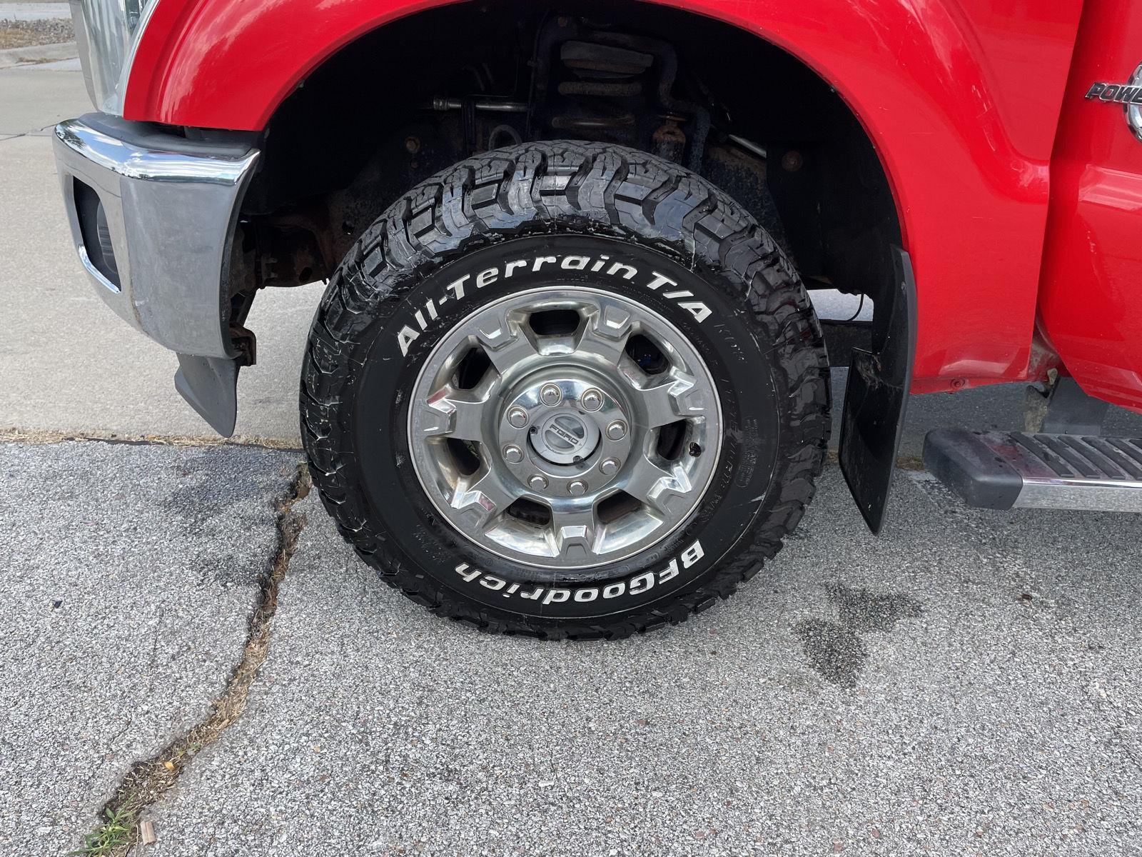 Vehicle photo 10
