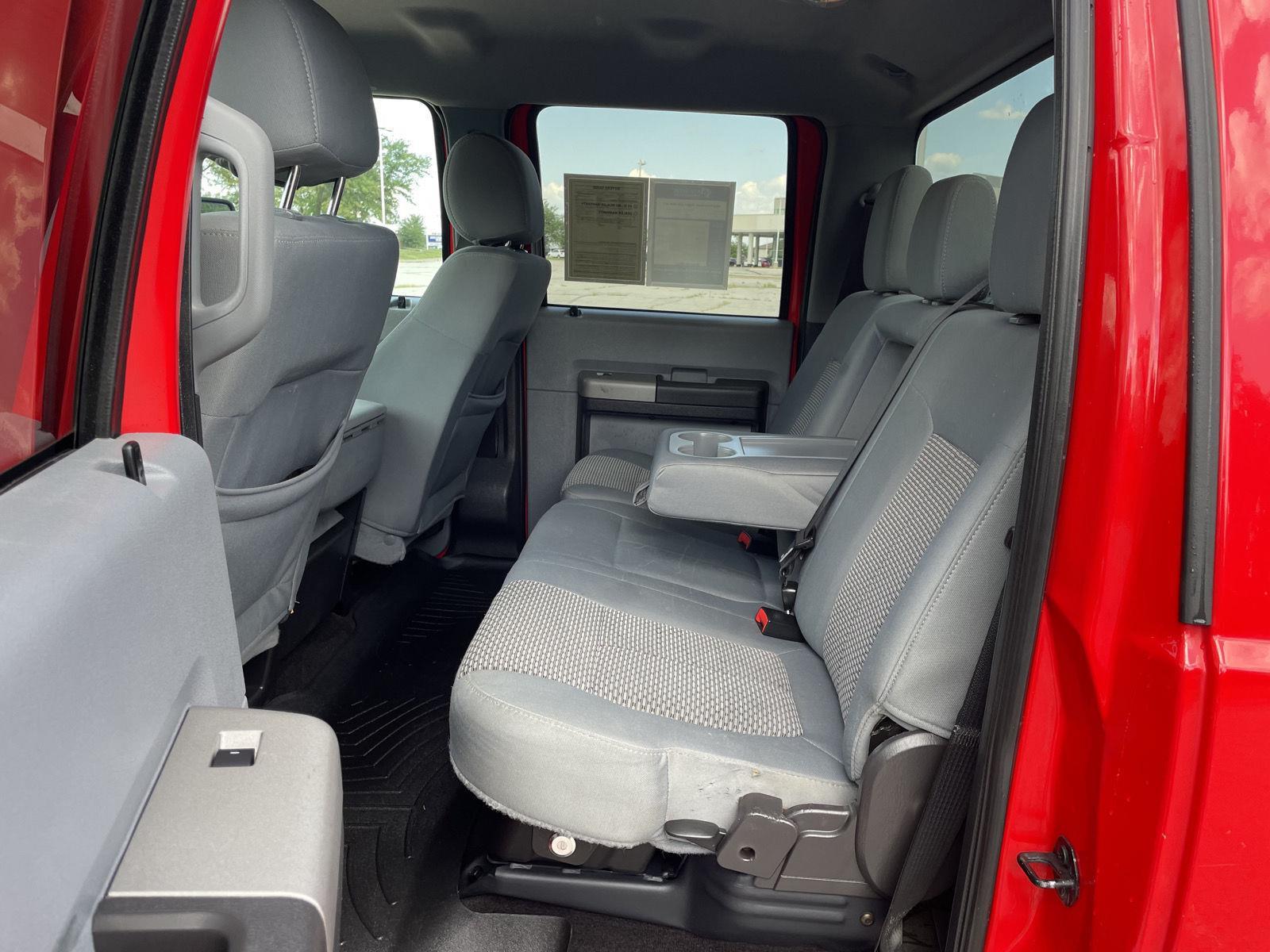Vehicle photo 20