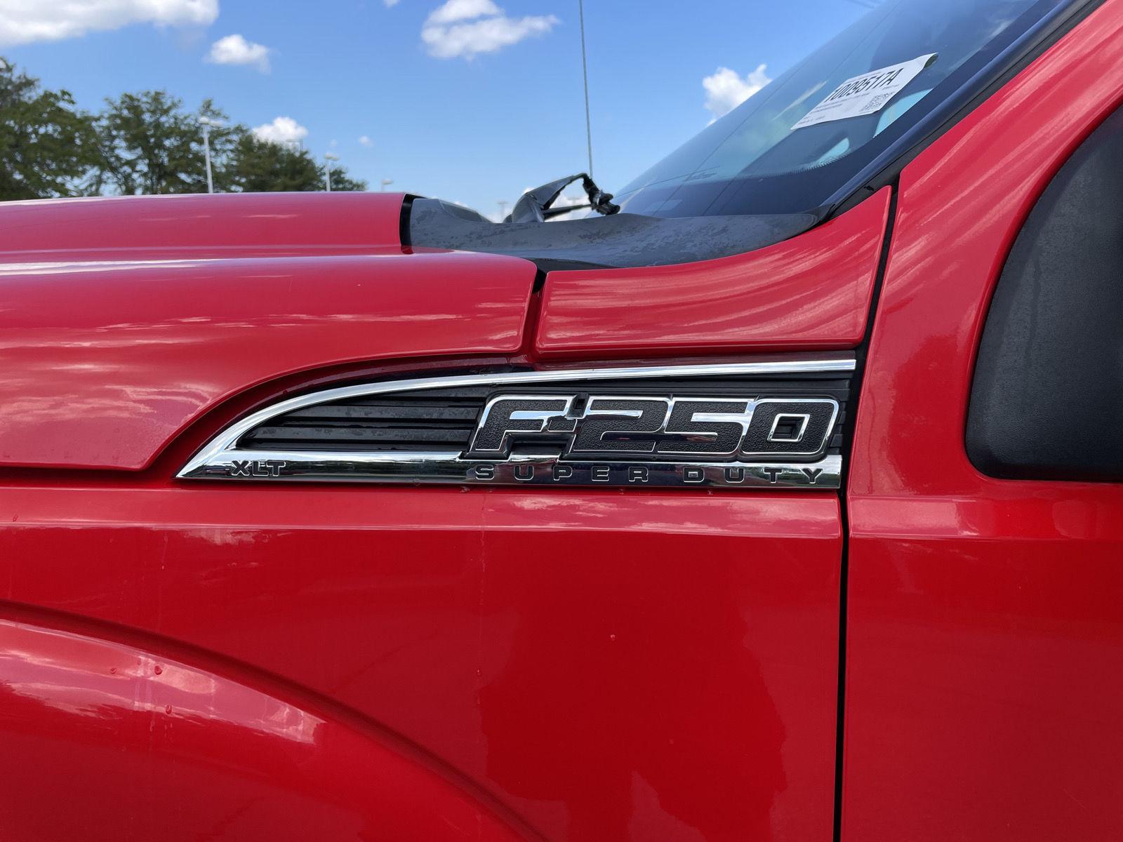 Vehicle photo 36