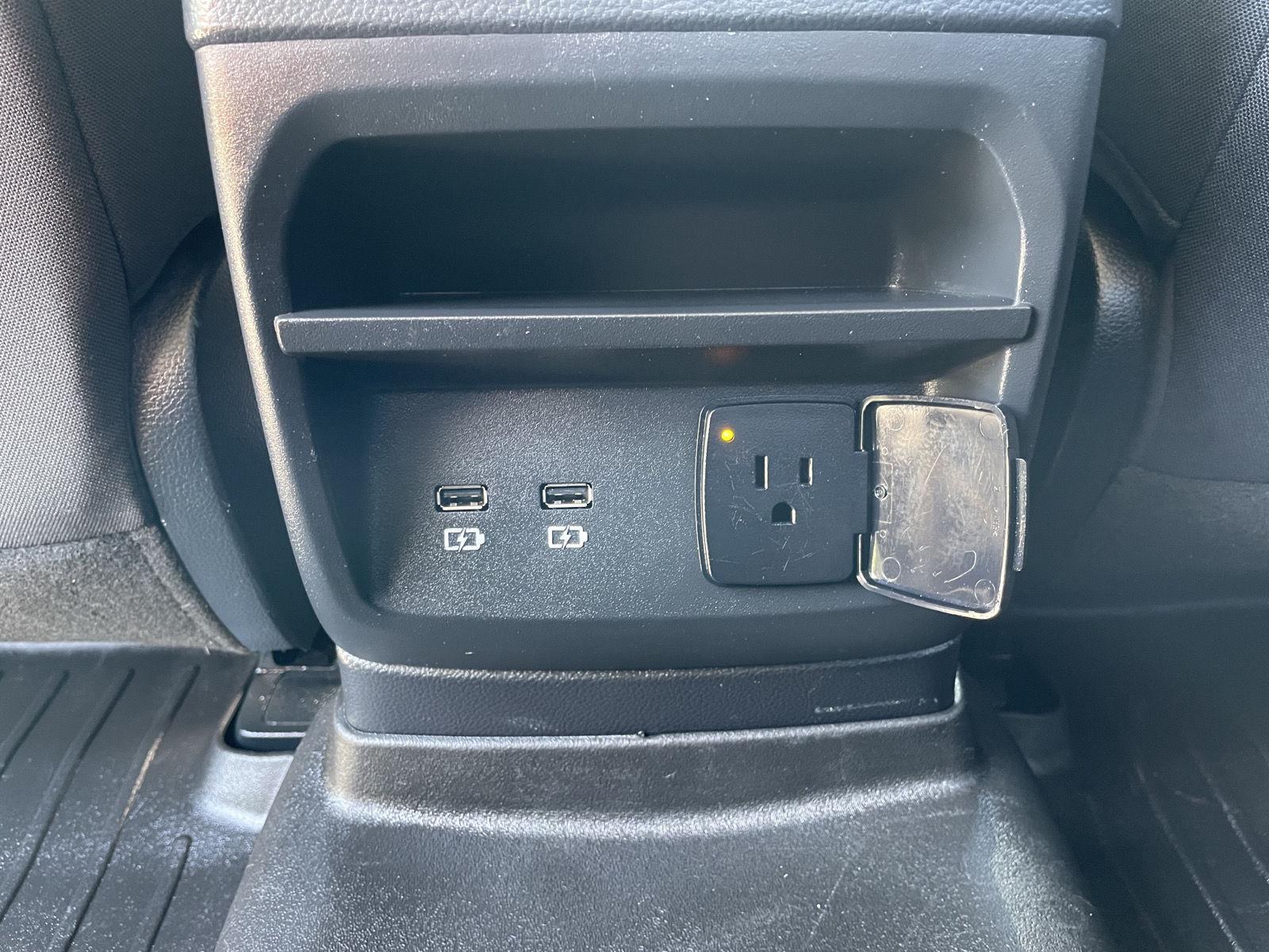 Vehicle photo 21