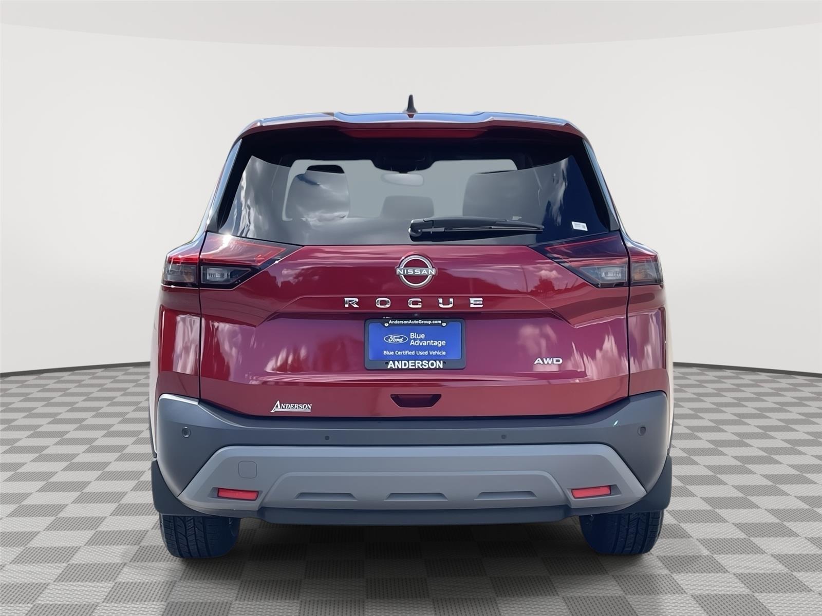 Vehicle photo 8