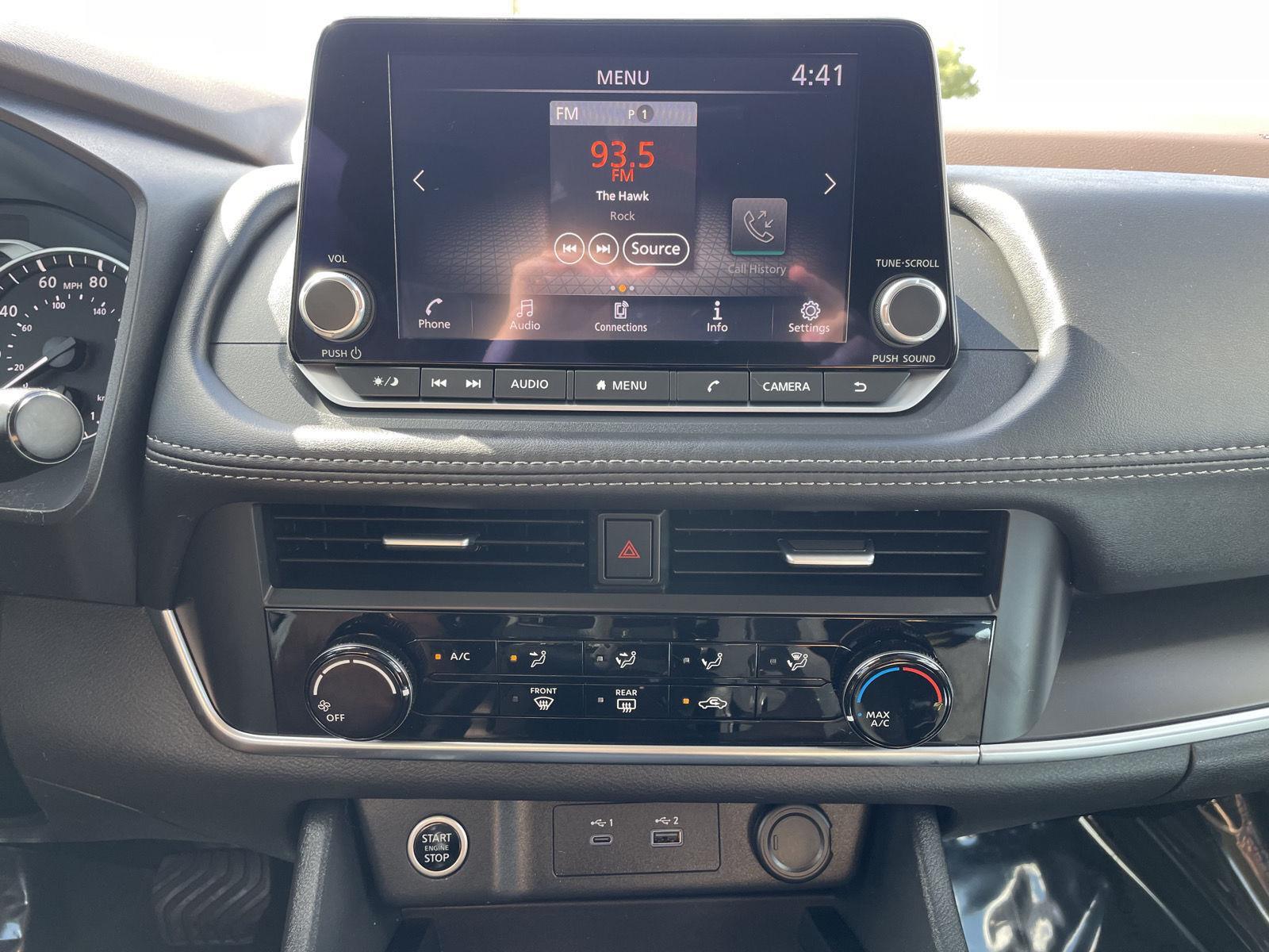 Vehicle photo 22