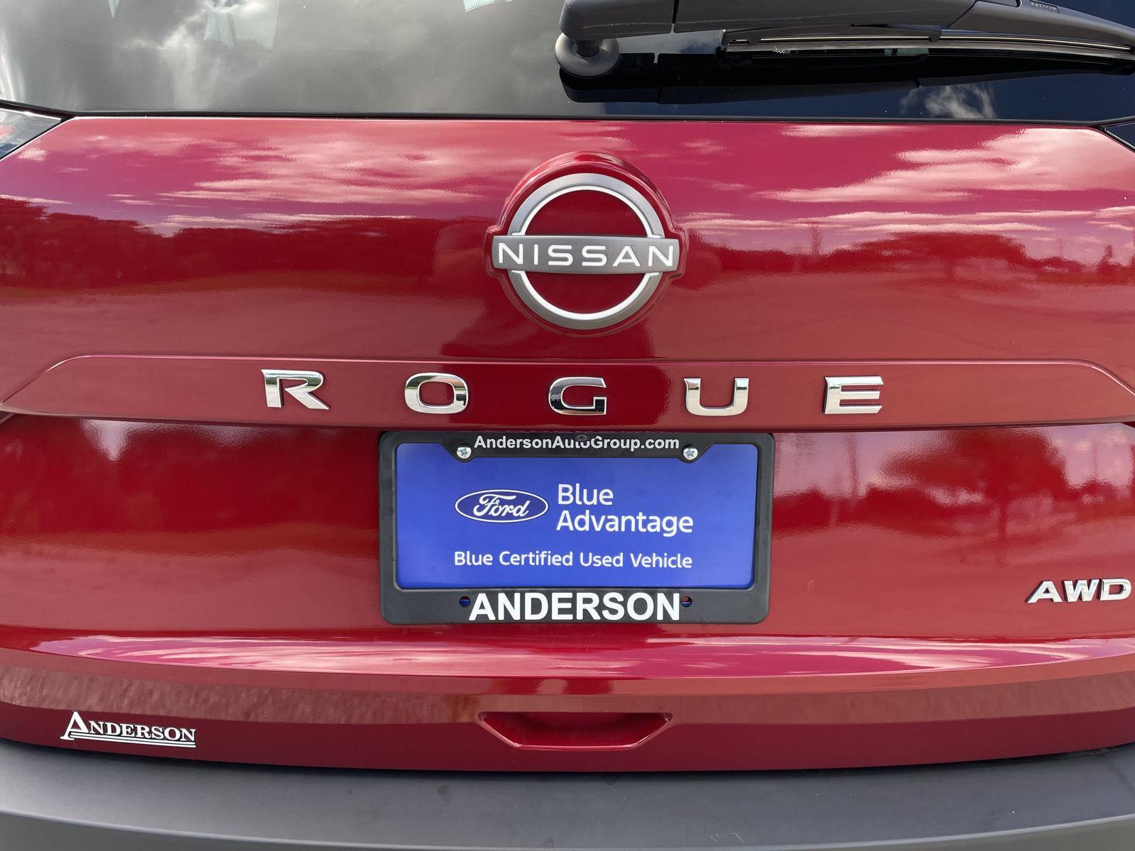 Vehicle photo 35