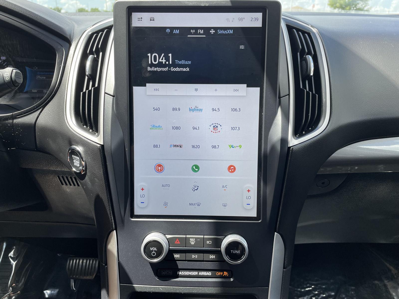 Vehicle photo 22