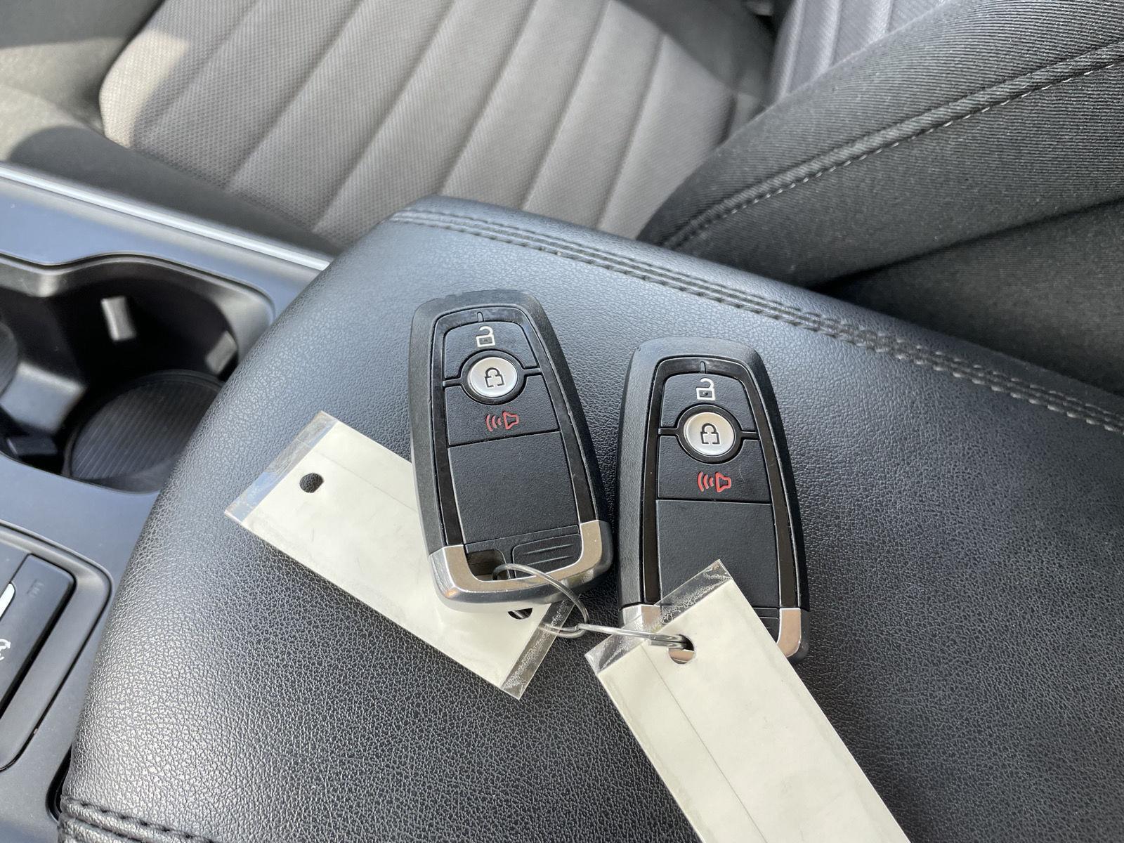 Vehicle photo 35