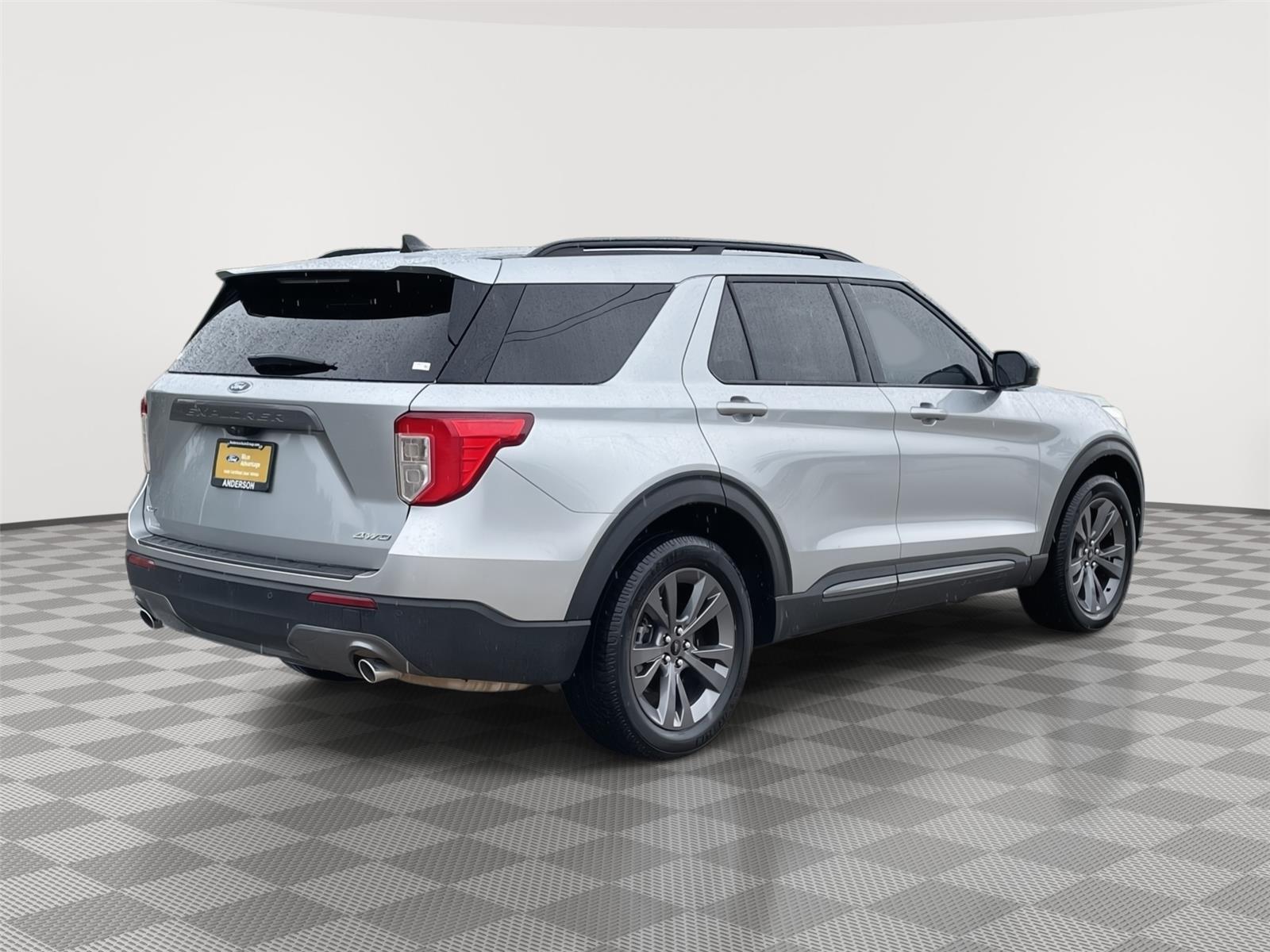 2023 Ford Explorer XLT - Photo 7