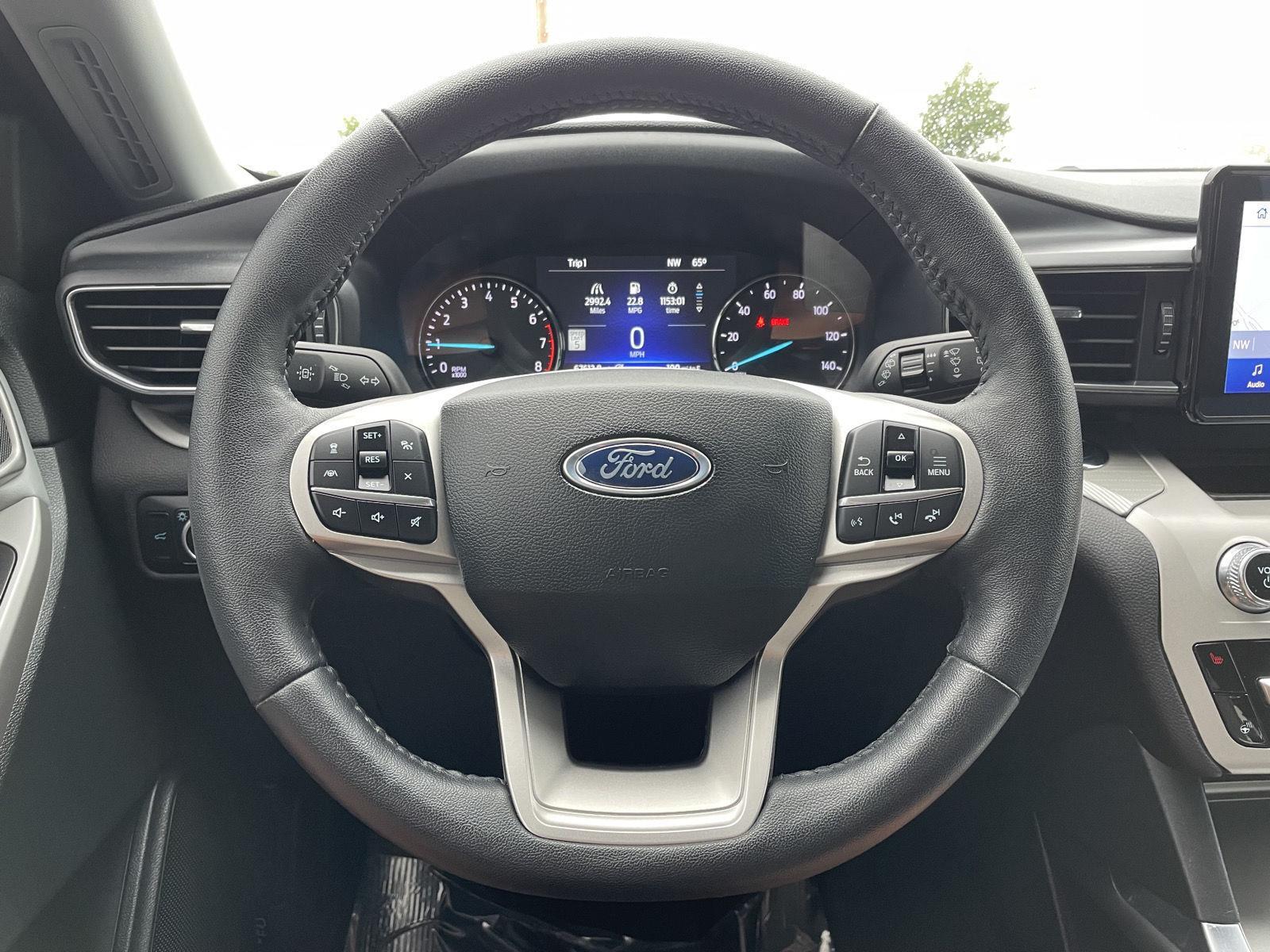 2023 Ford Explorer XLT - Photo 12
