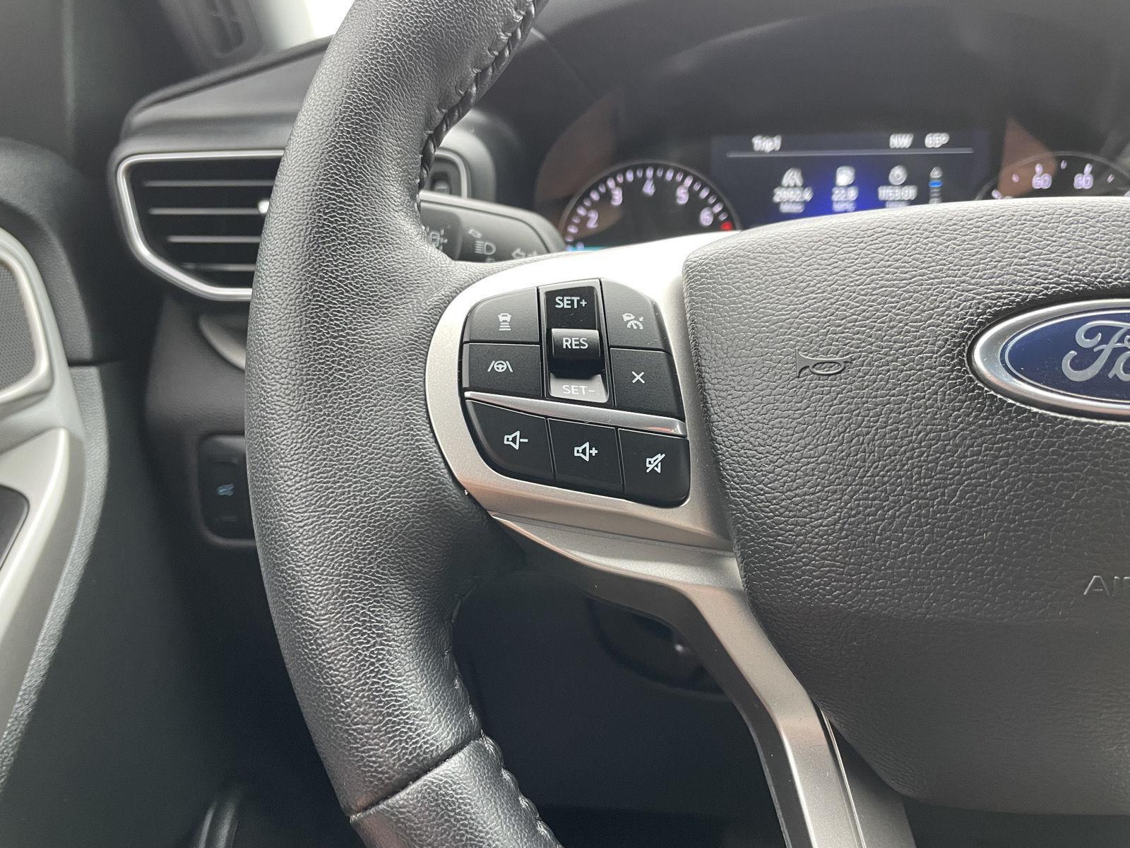 2023 Ford Explorer XLT - Photo 13