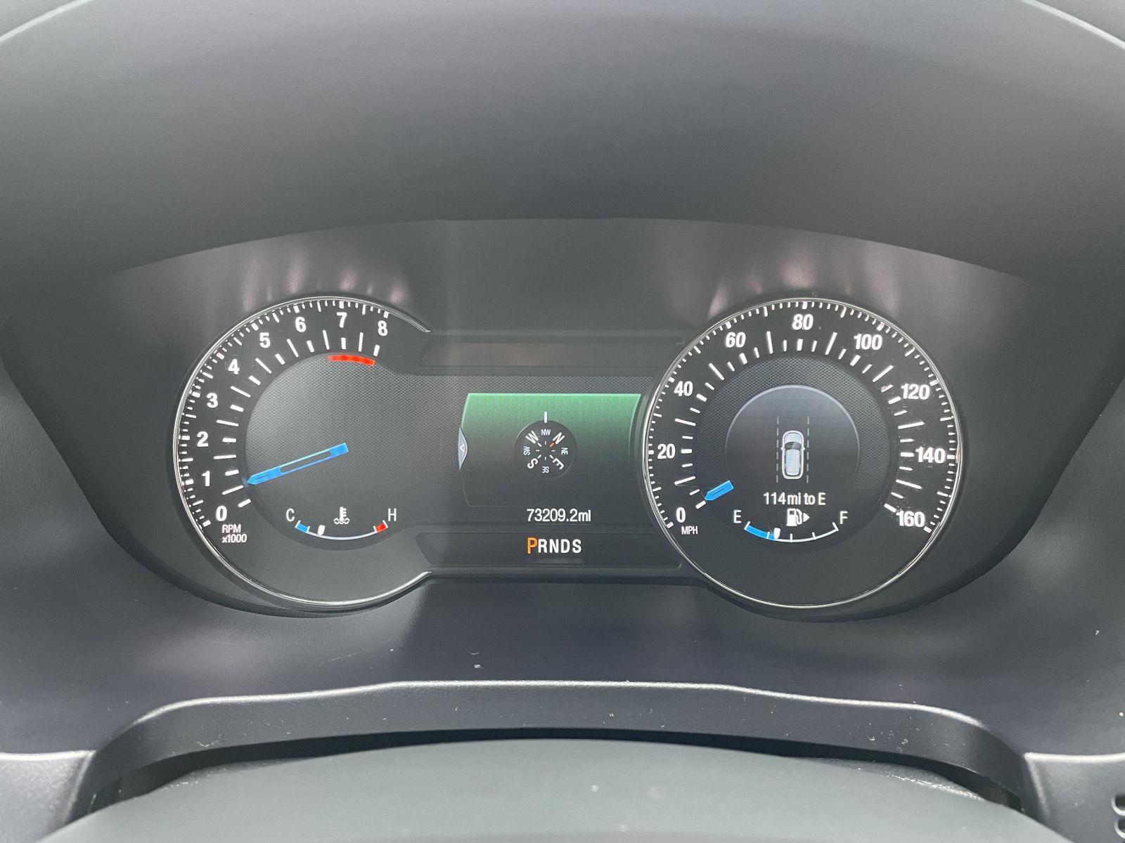 Vehicle photo 15