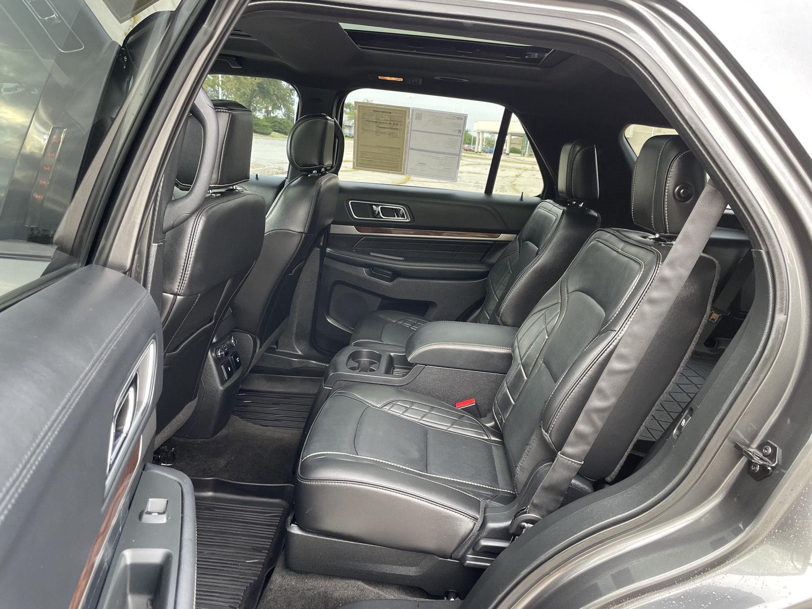 Vehicle photo 20