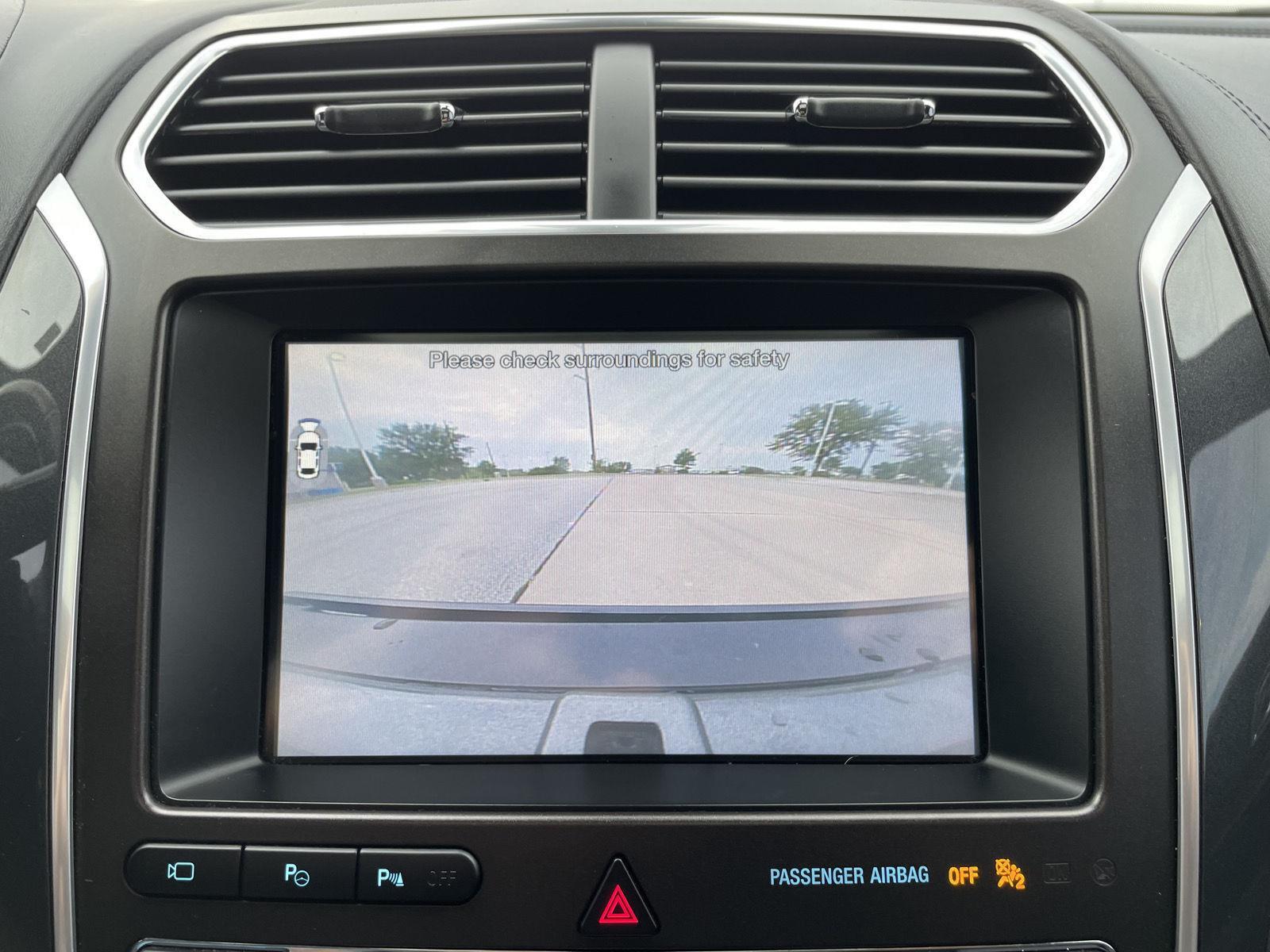 Vehicle photo 27