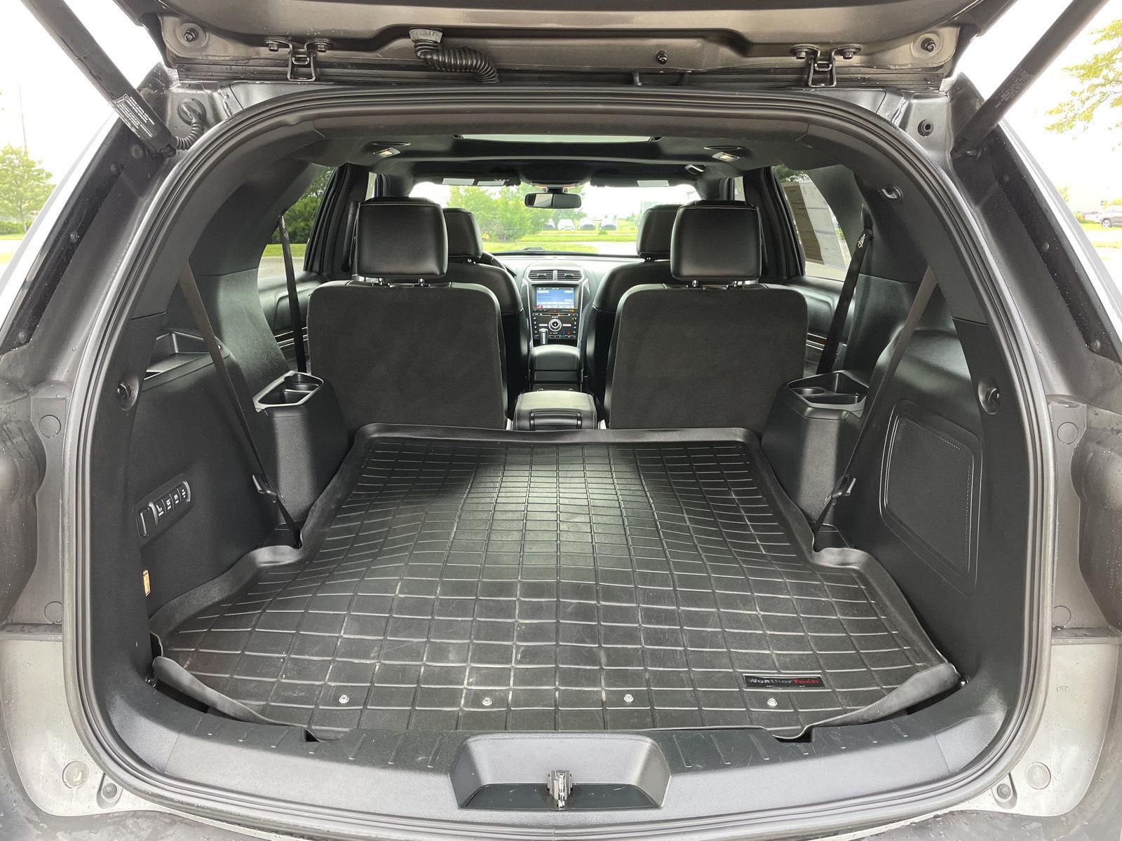 Vehicle photo 43