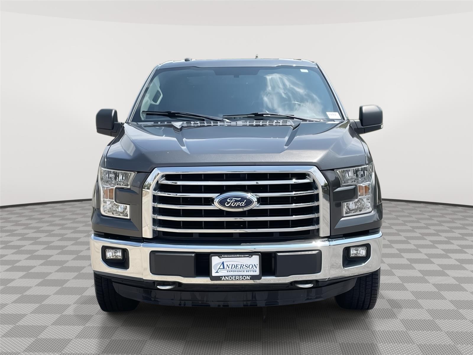 Vehicle photo 4
