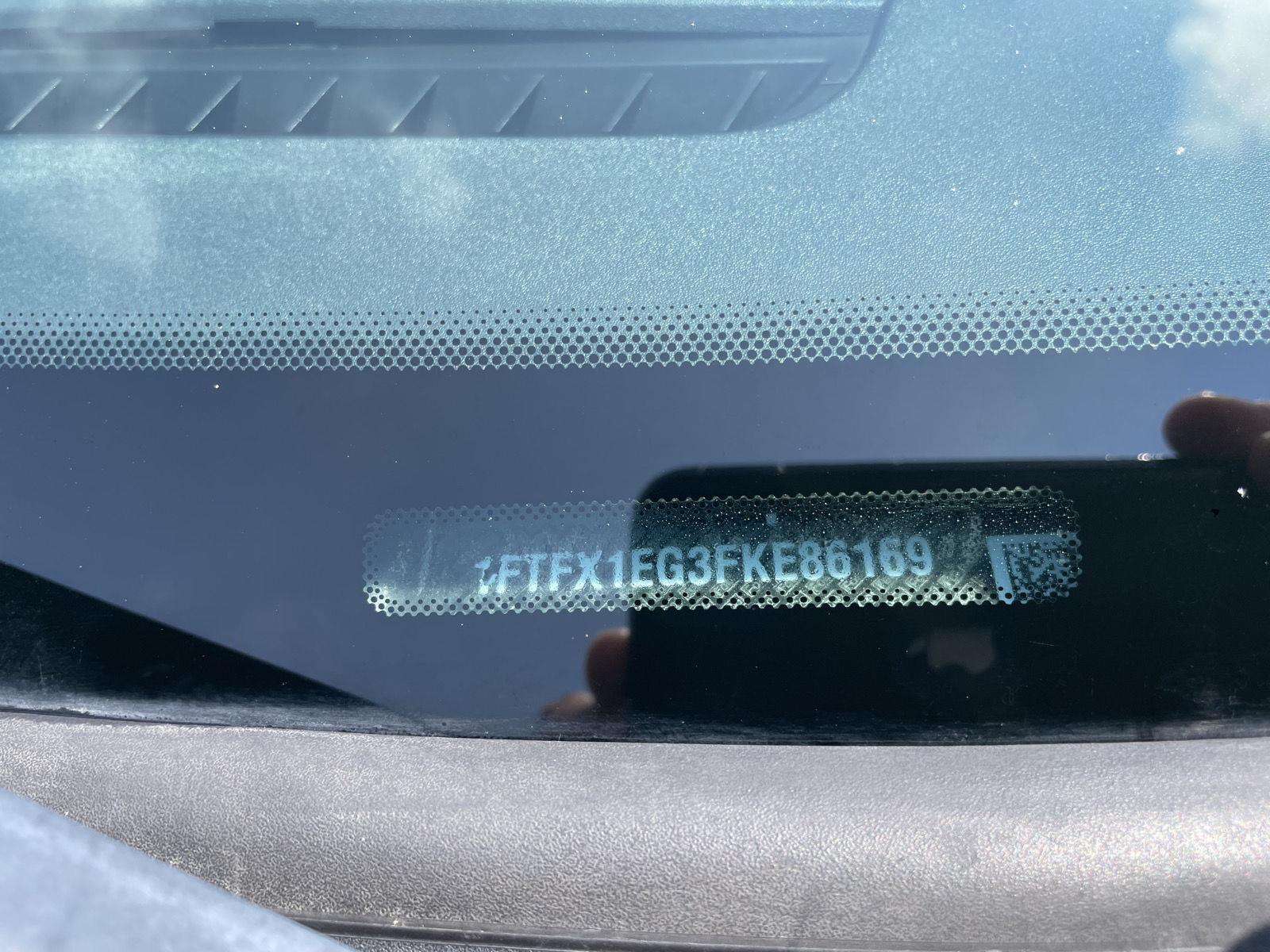 Vehicle photo 32