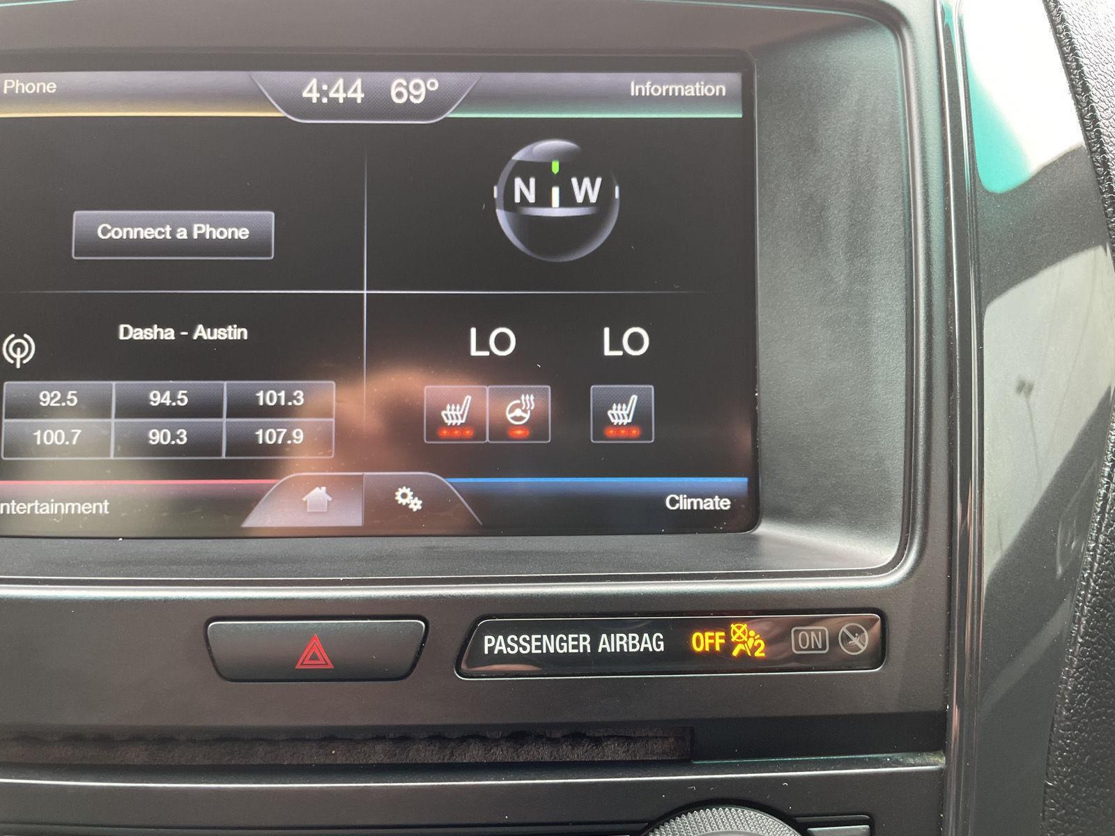 Vehicle photo 27