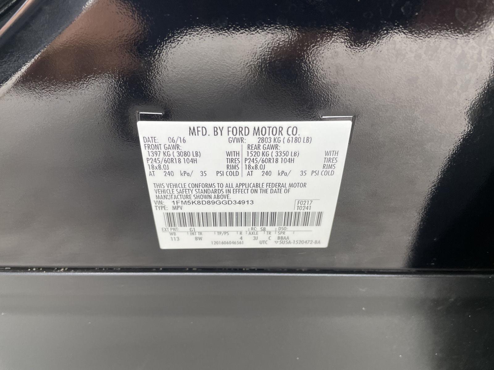 Vehicle photo 32