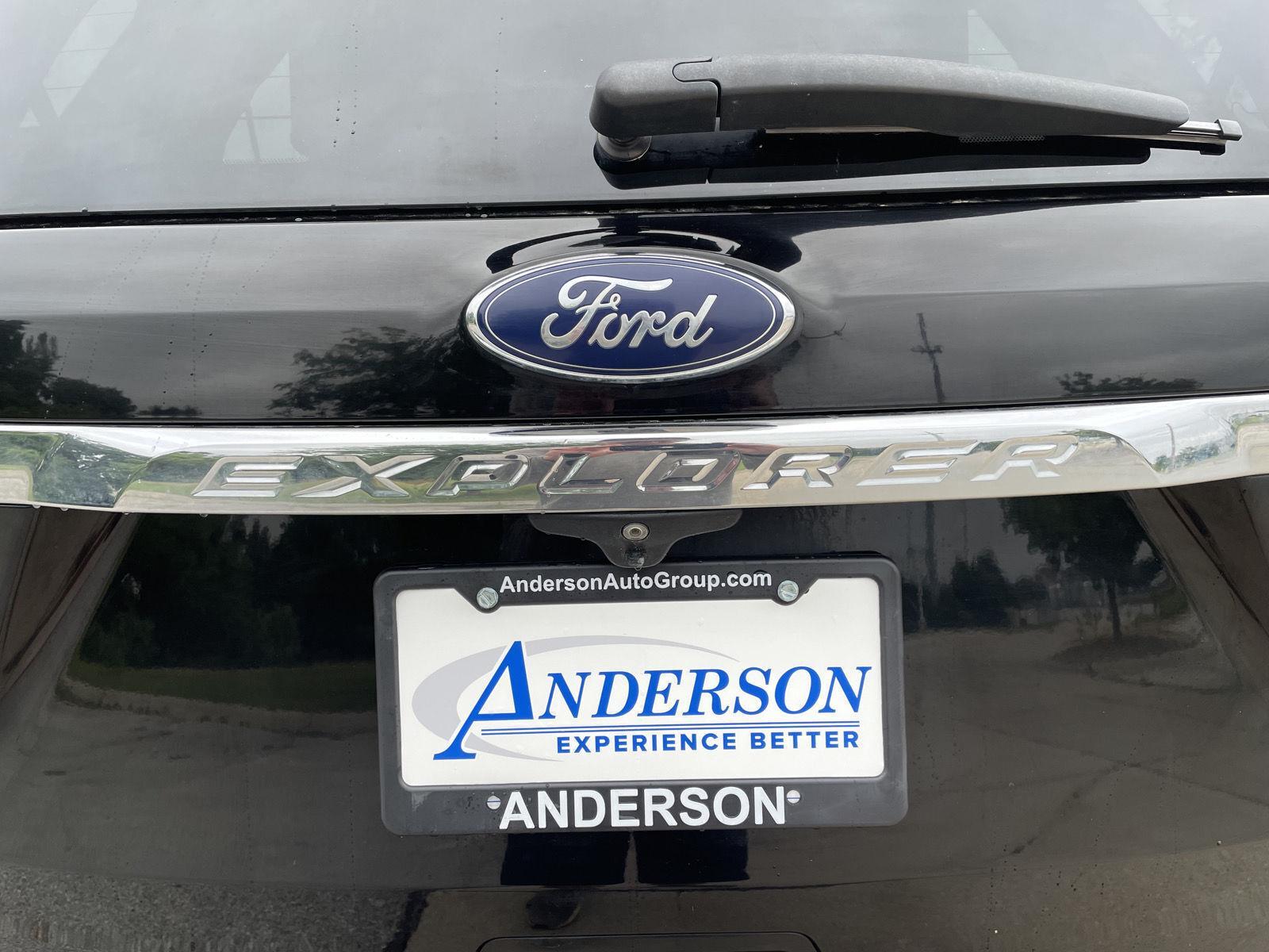Vehicle photo 37