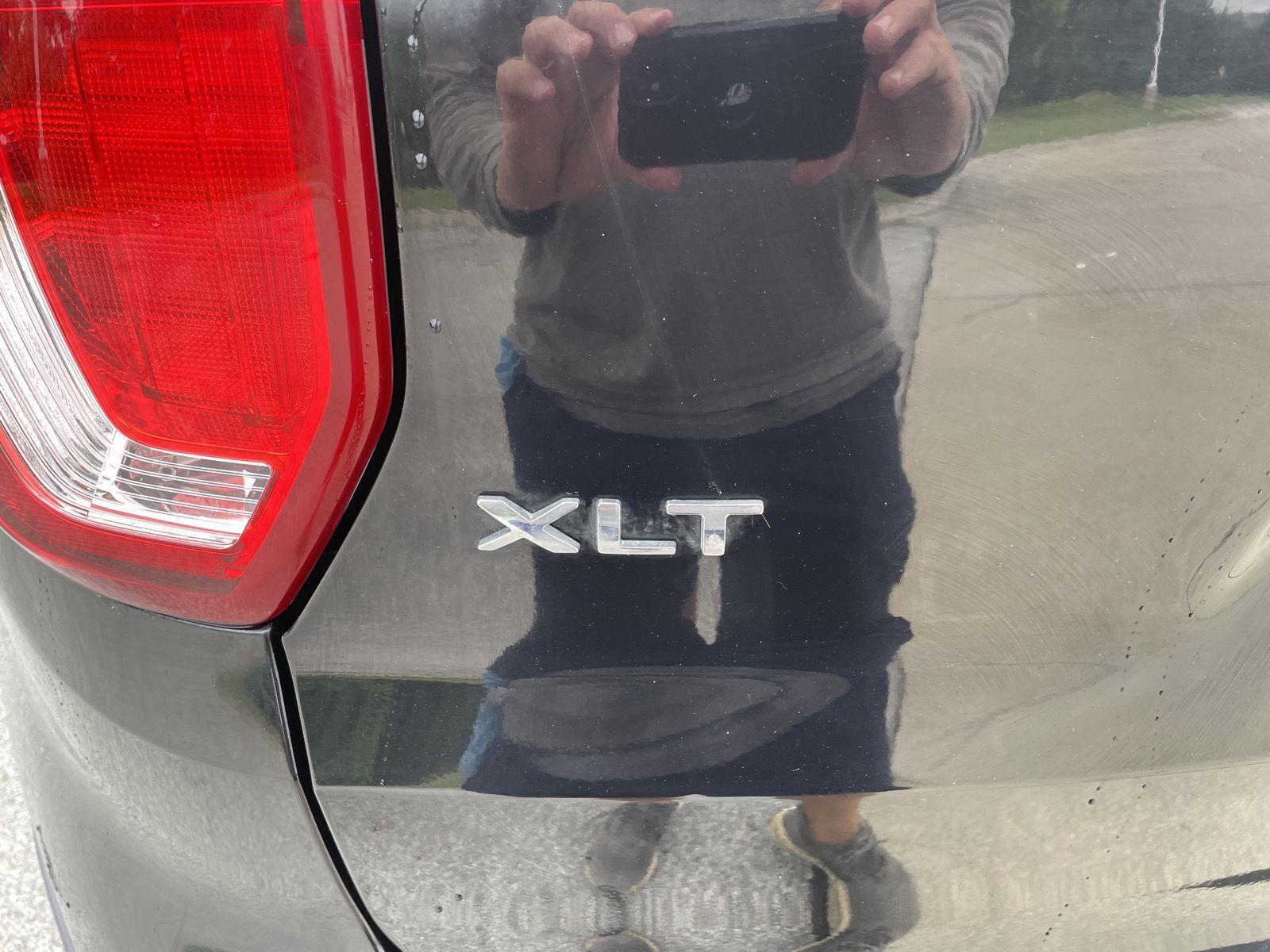 Vehicle photo 38