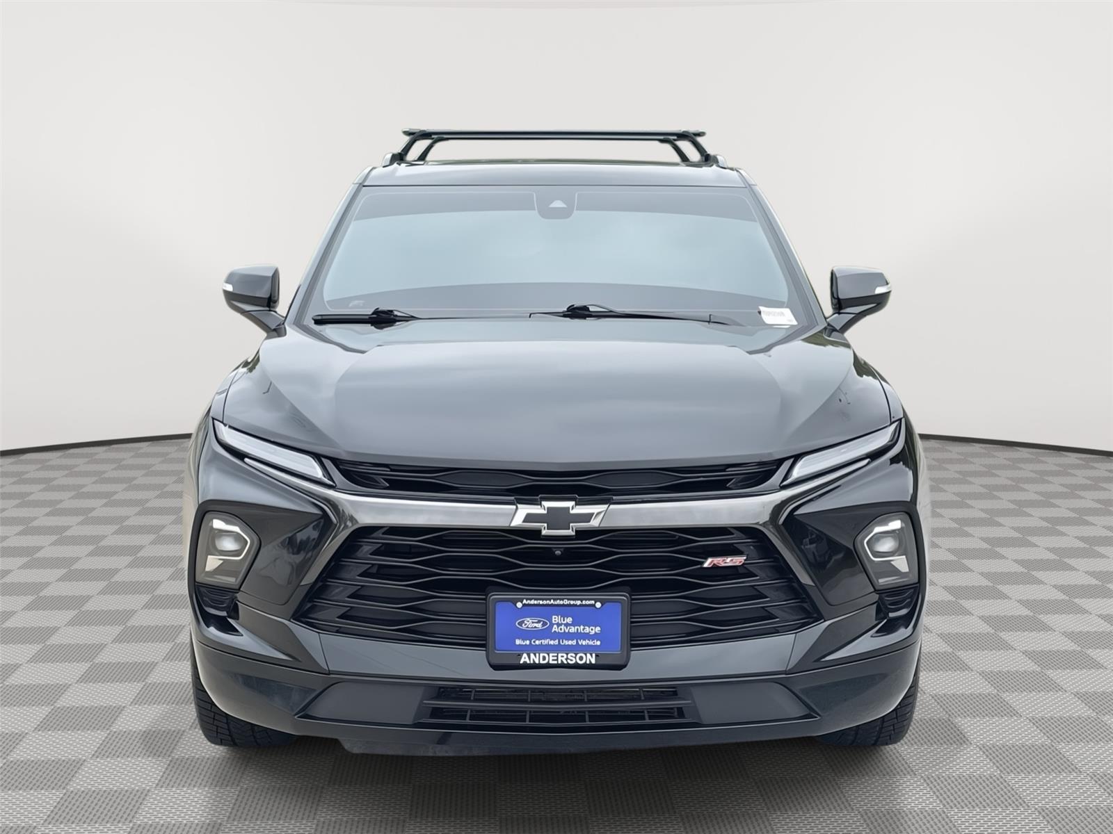 Vehicle photo 4