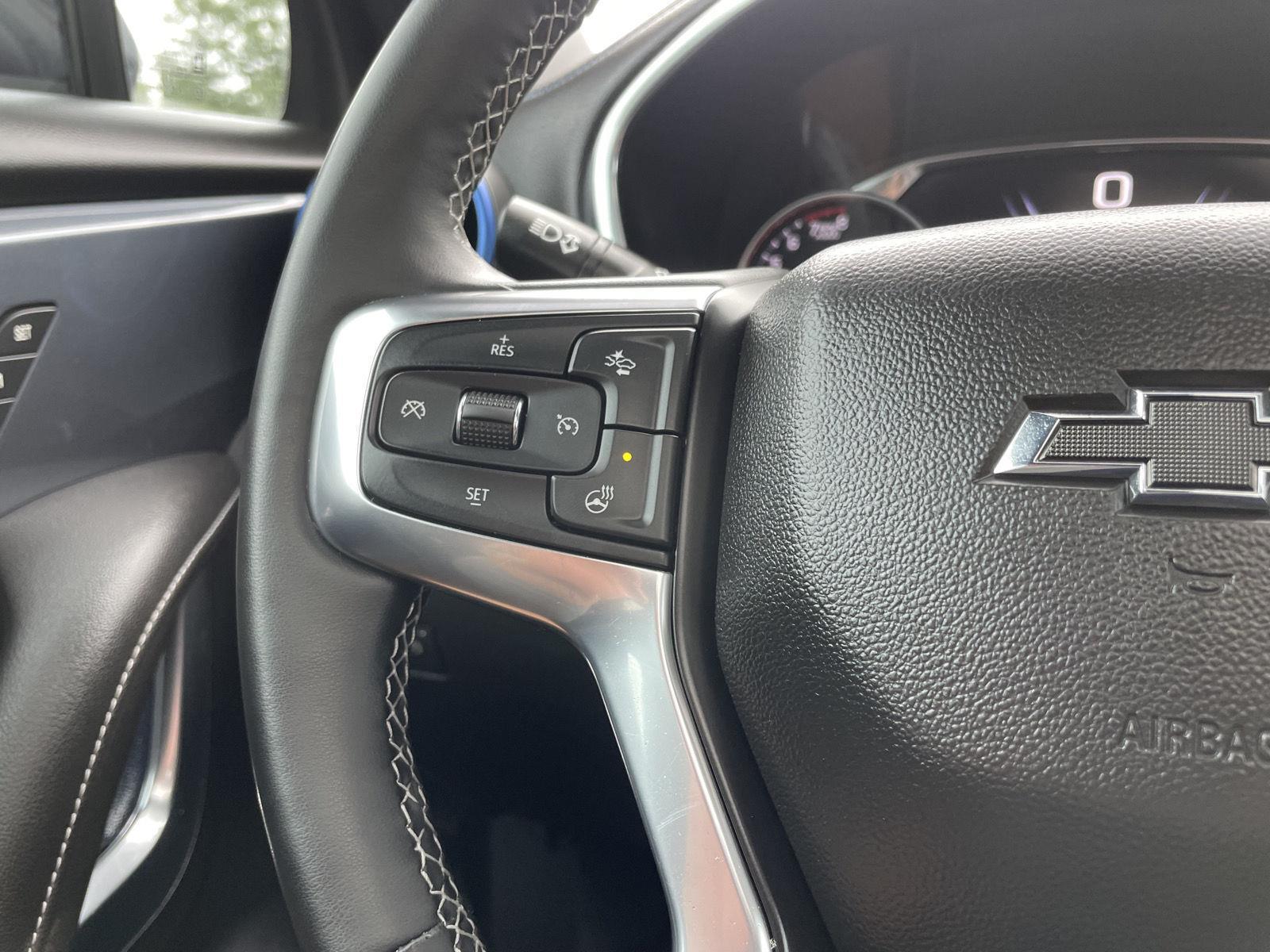 Vehicle photo 31